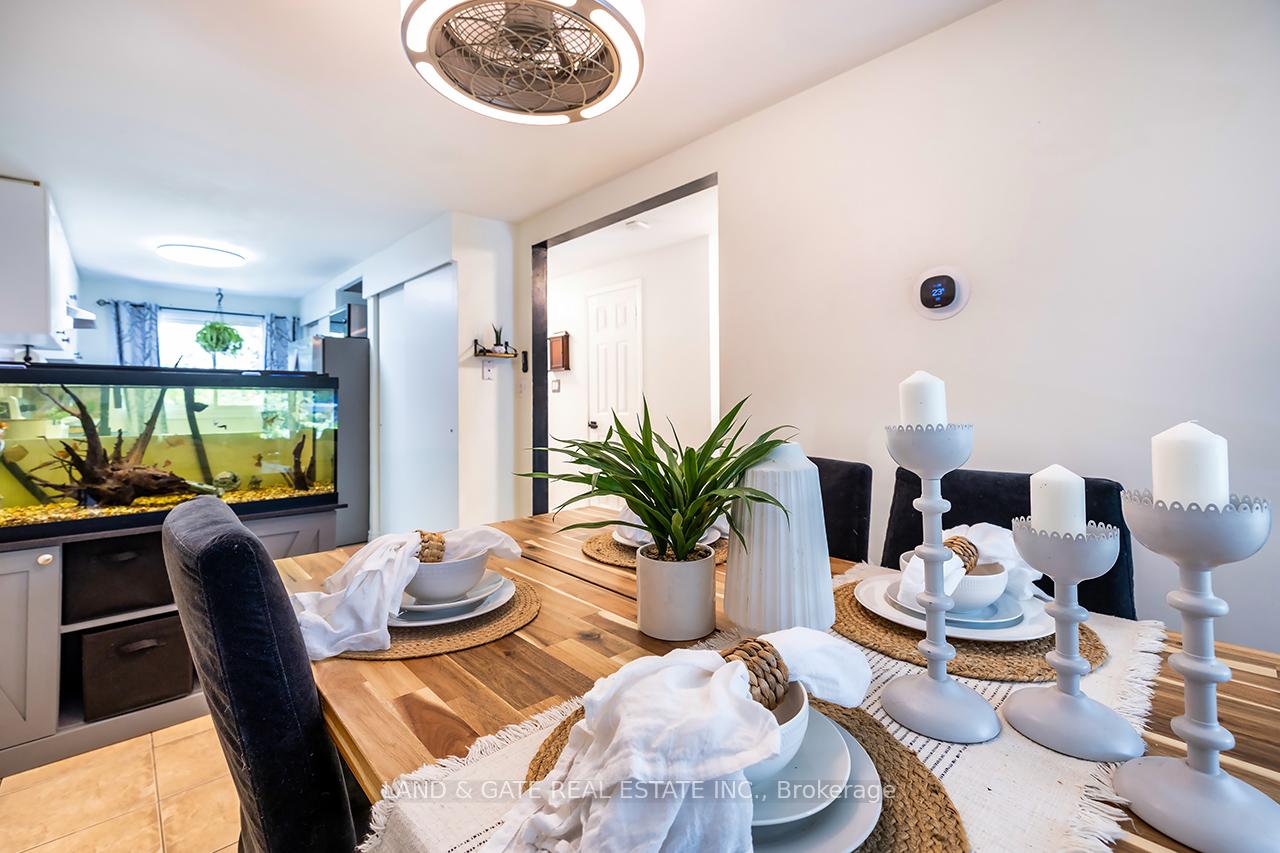 Photo 11 of 1753 Foleyet Crescent, Pickering, Liverpool — HOMEH