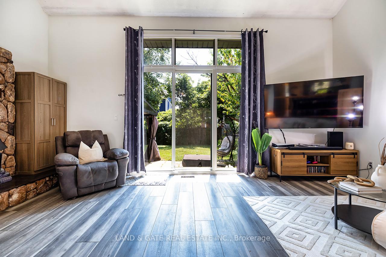 Photo 17 of 1753 Foleyet Crescent, Pickering, Liverpool — HOMEH