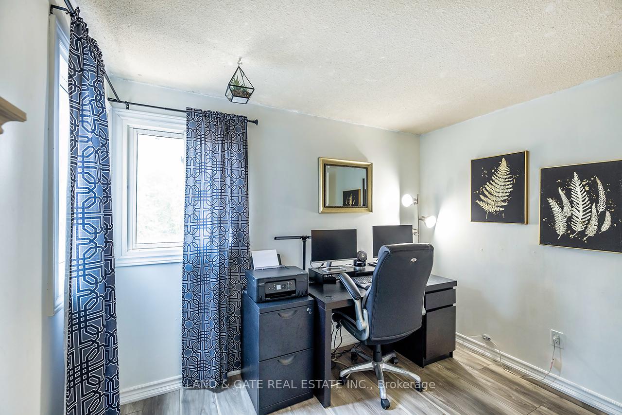 Photo 24 of 1753 Foleyet Crescent, Pickering, Liverpool — HOMEH