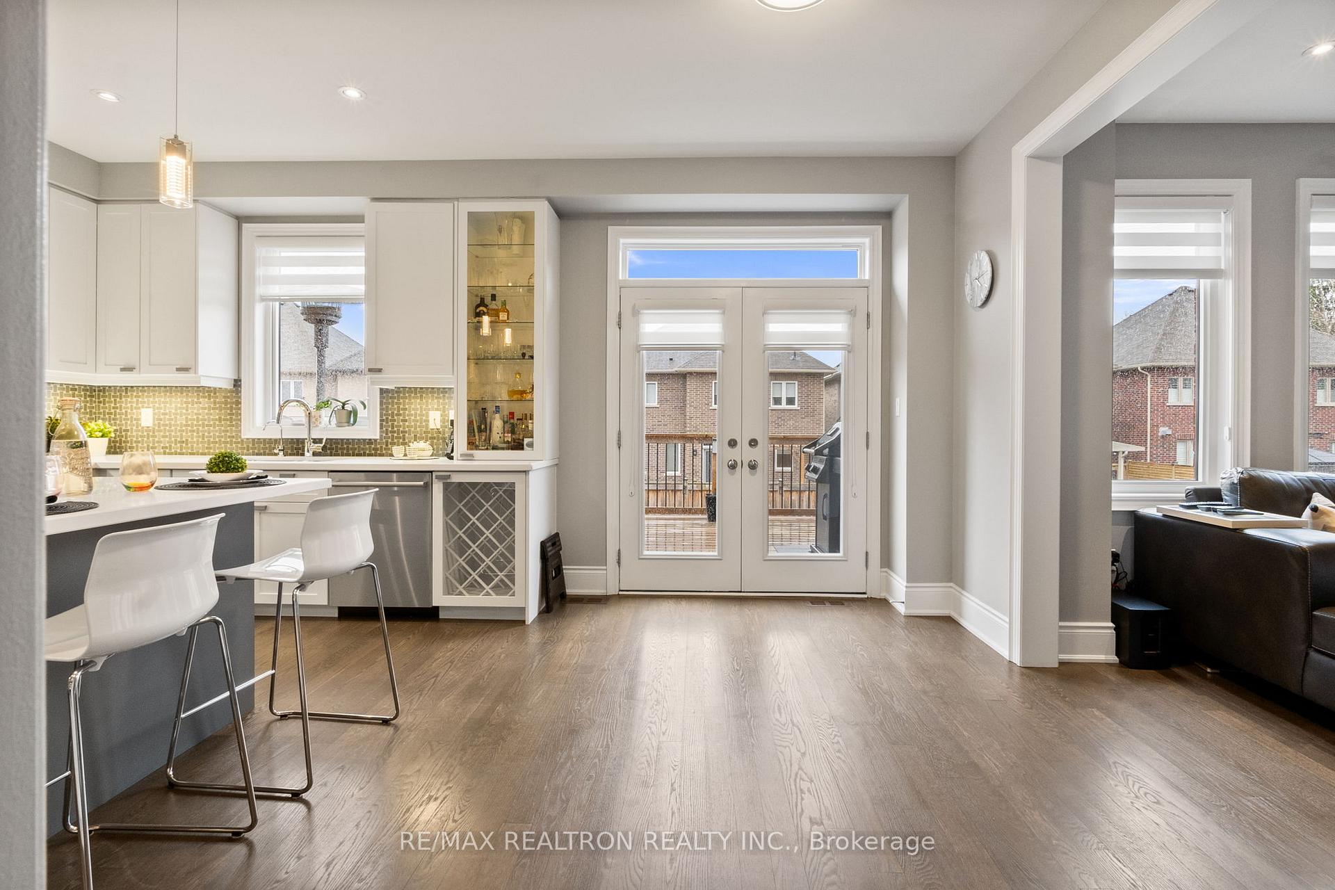 Photo 10 of 874 Wingarden Crescent, Pickering, Dunbarton — HOMEH