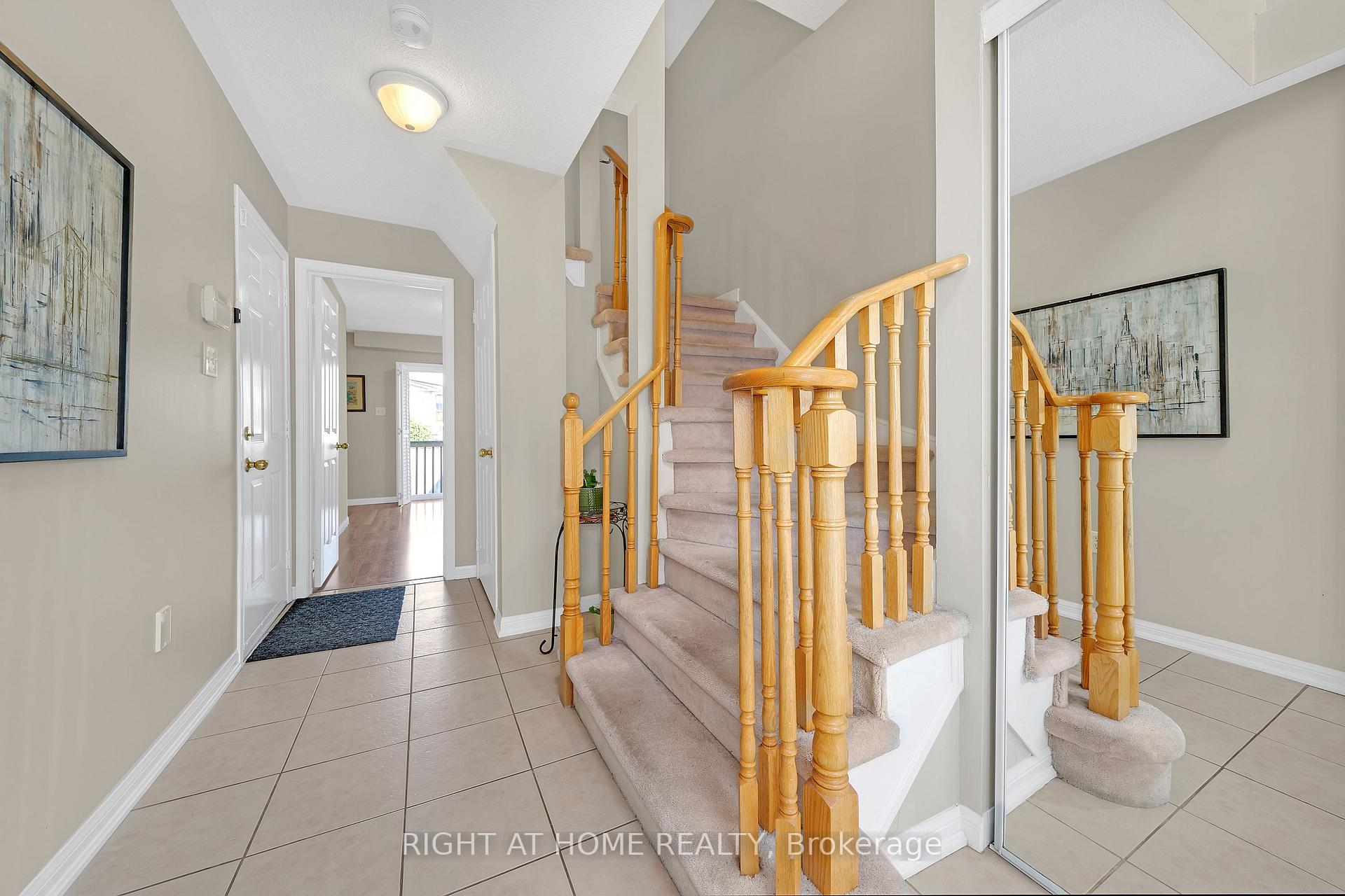 Photo 9 of 906 Bourne Crescent, Oshawa, Lakeview — HOMEH
