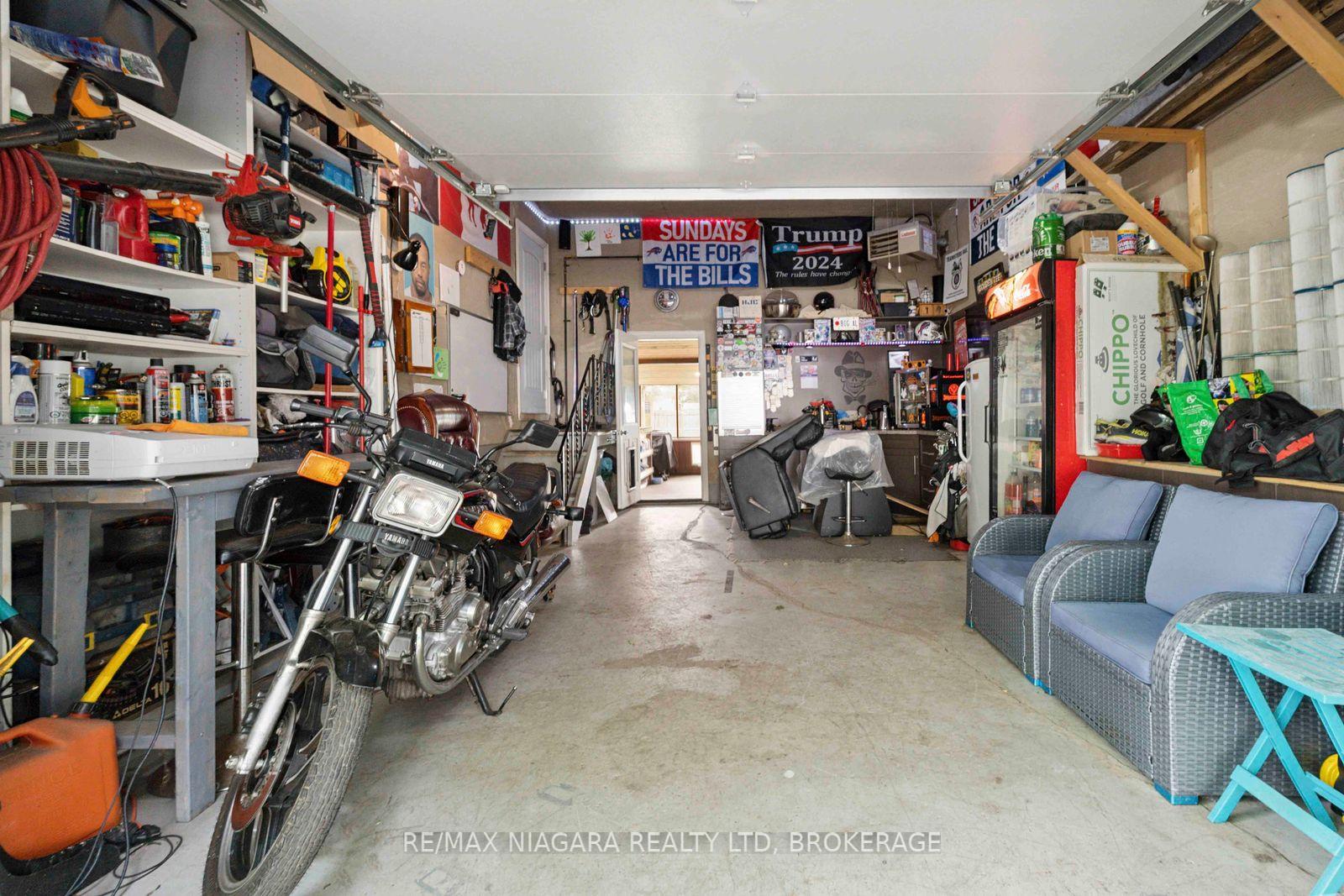 Photo 14 of 48 Michael Drive S, Port Colborne, Sugarloaf — HOMEH