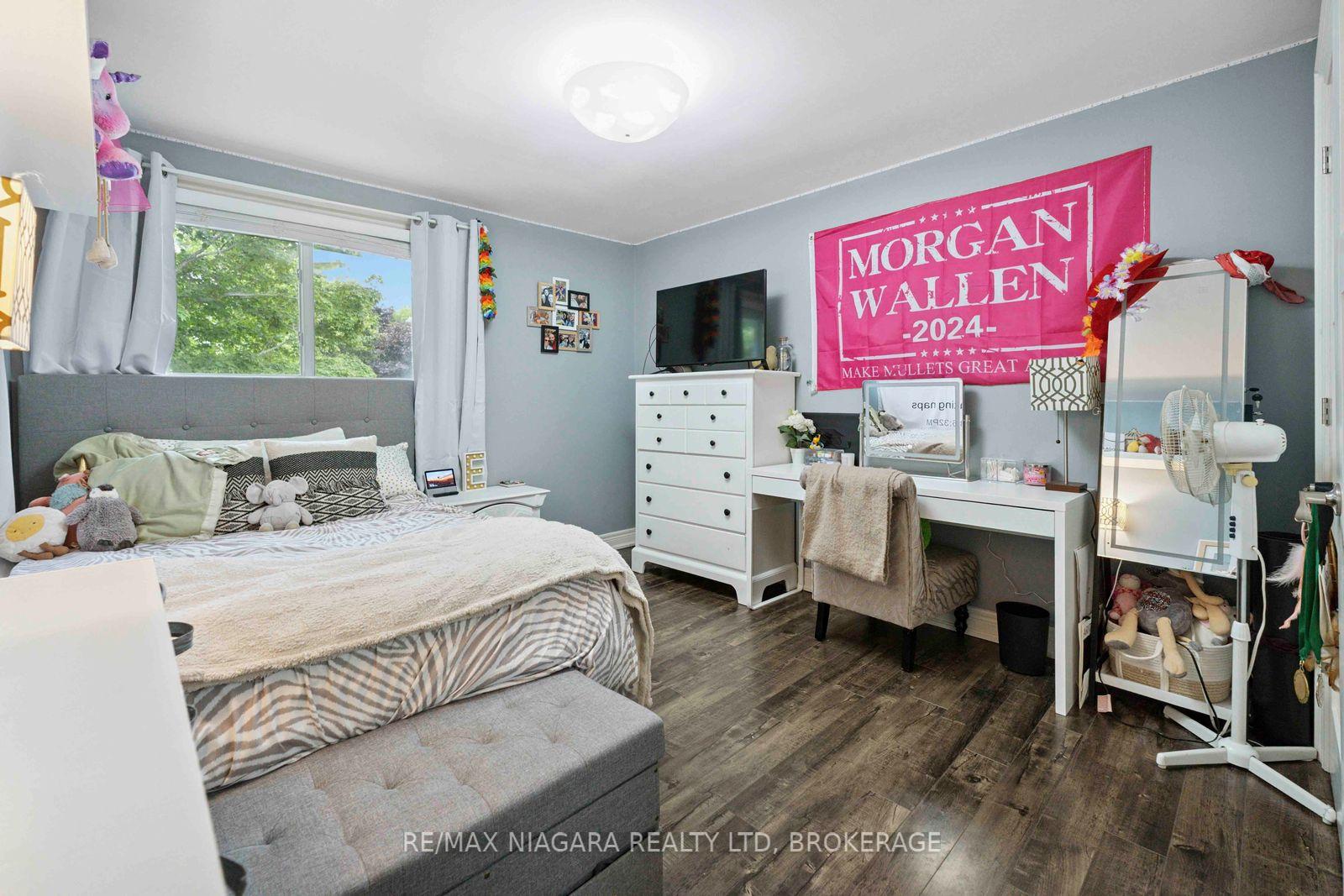 Photo 35 of 48 Michael Drive S, Port Colborne, Sugarloaf — HOMEH
