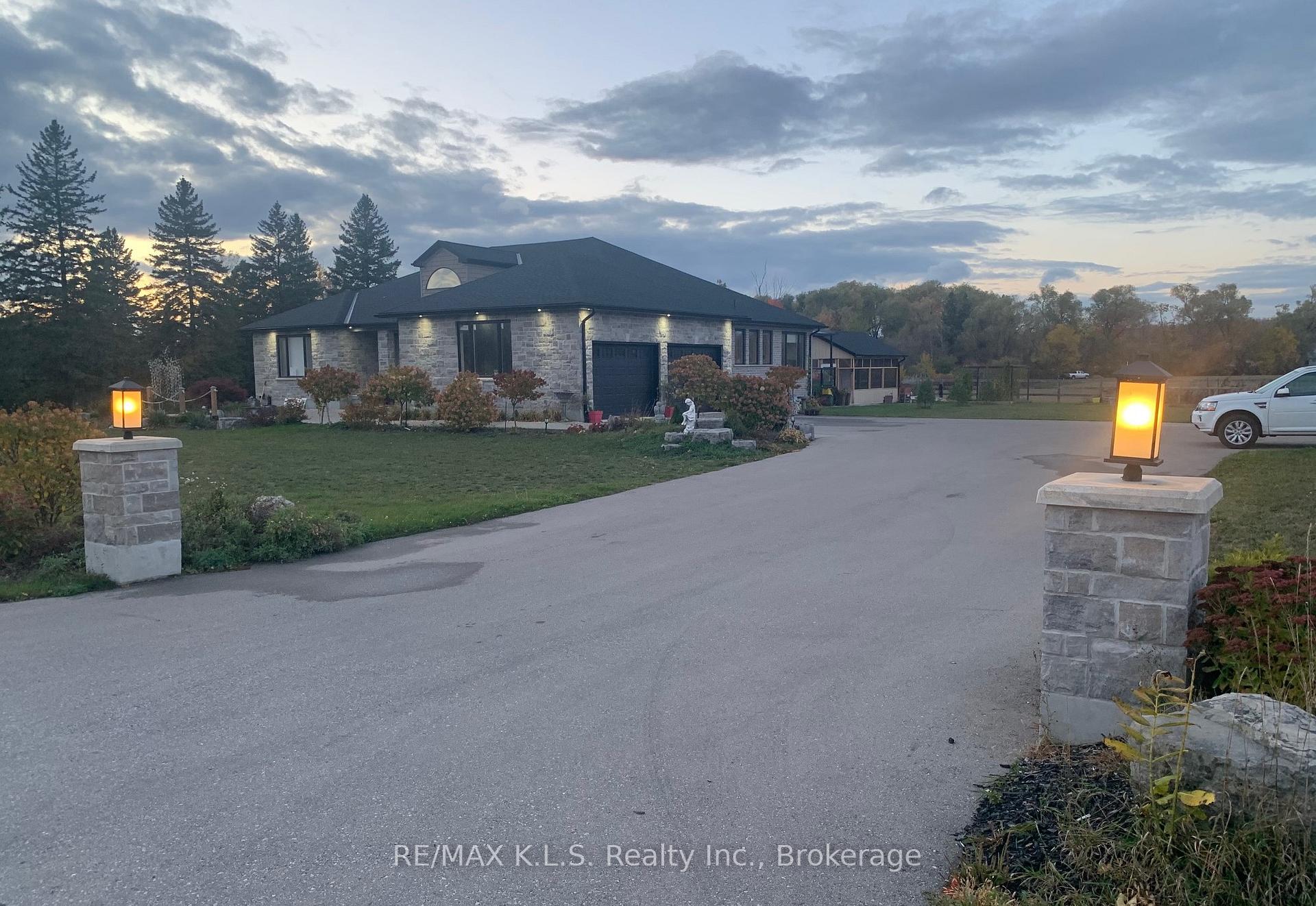 Photo 1 of Unit 1, 6662 Ellis Road, Puslinch, Puslinch Lake Settlement Areas — HOMEH