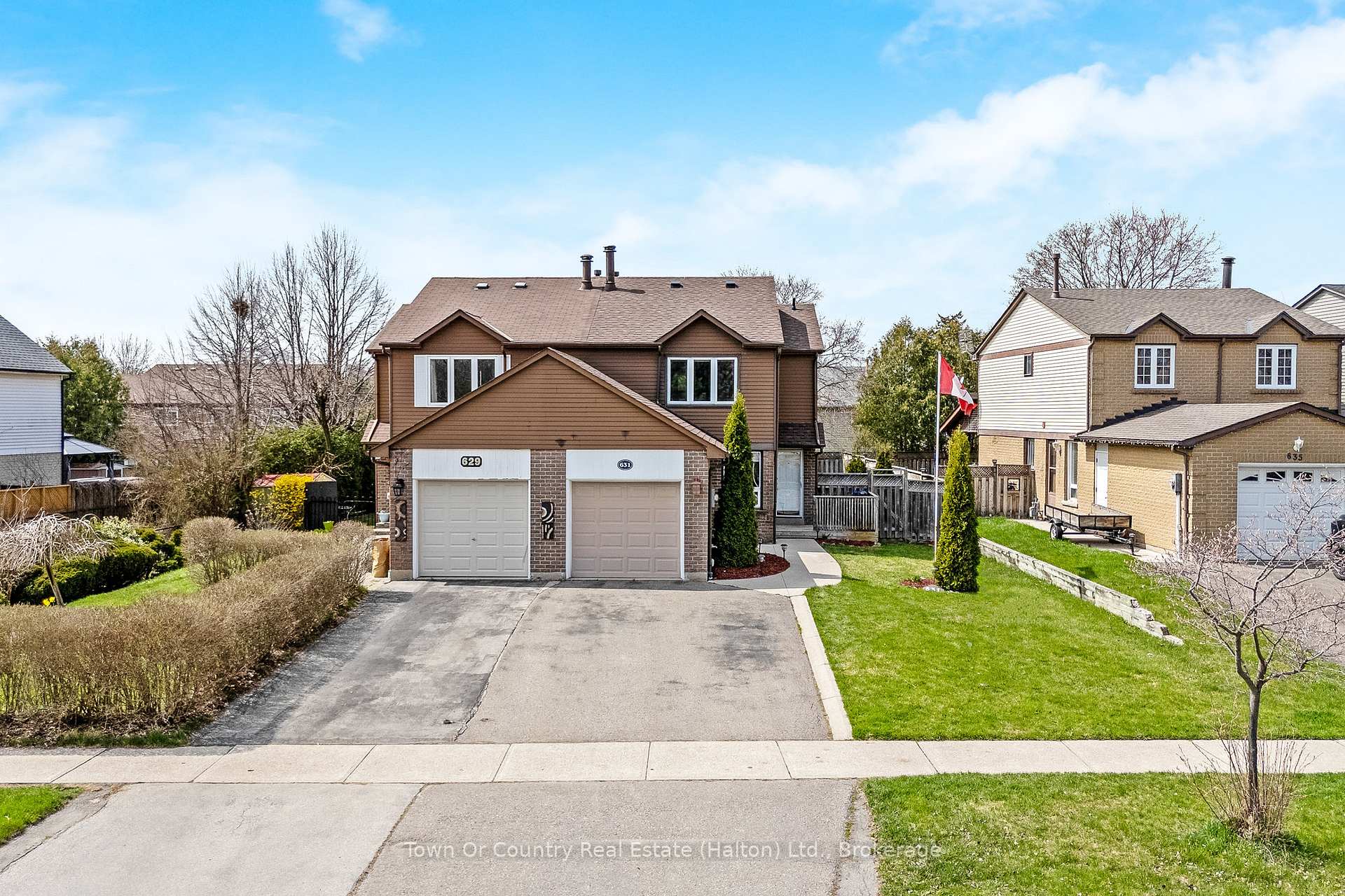 Photo 3 of 631 Laurier Avenue, Milton, Timberlea — HOMEH