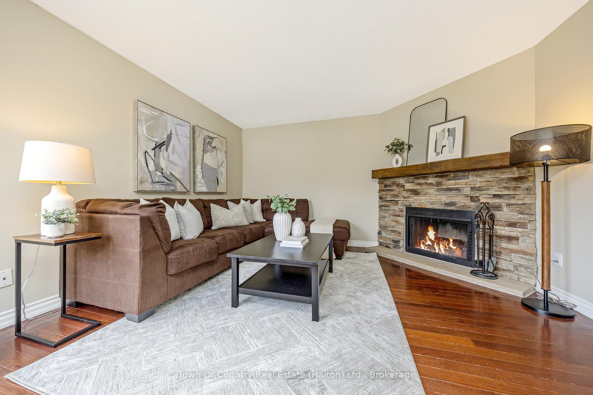 Photo 7 of 631 Laurier Avenue, Milton, Timberlea — HOMEH