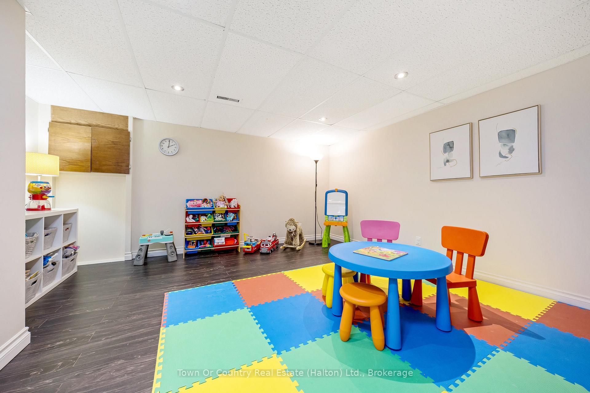 Photo 29 of 631 Laurier Avenue, Milton, Timberlea — HOMEH