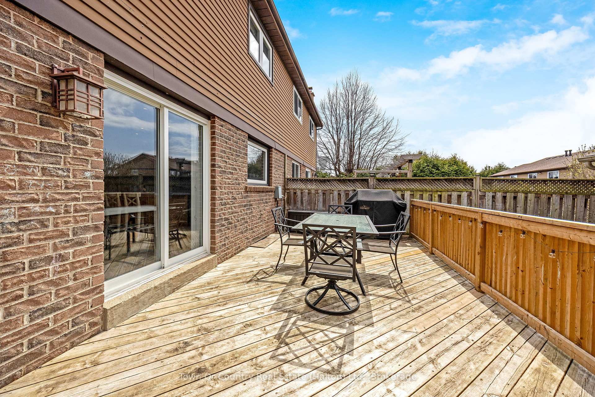 Photo 30 of 631 Laurier Avenue, Milton, Timberlea — HOMEH