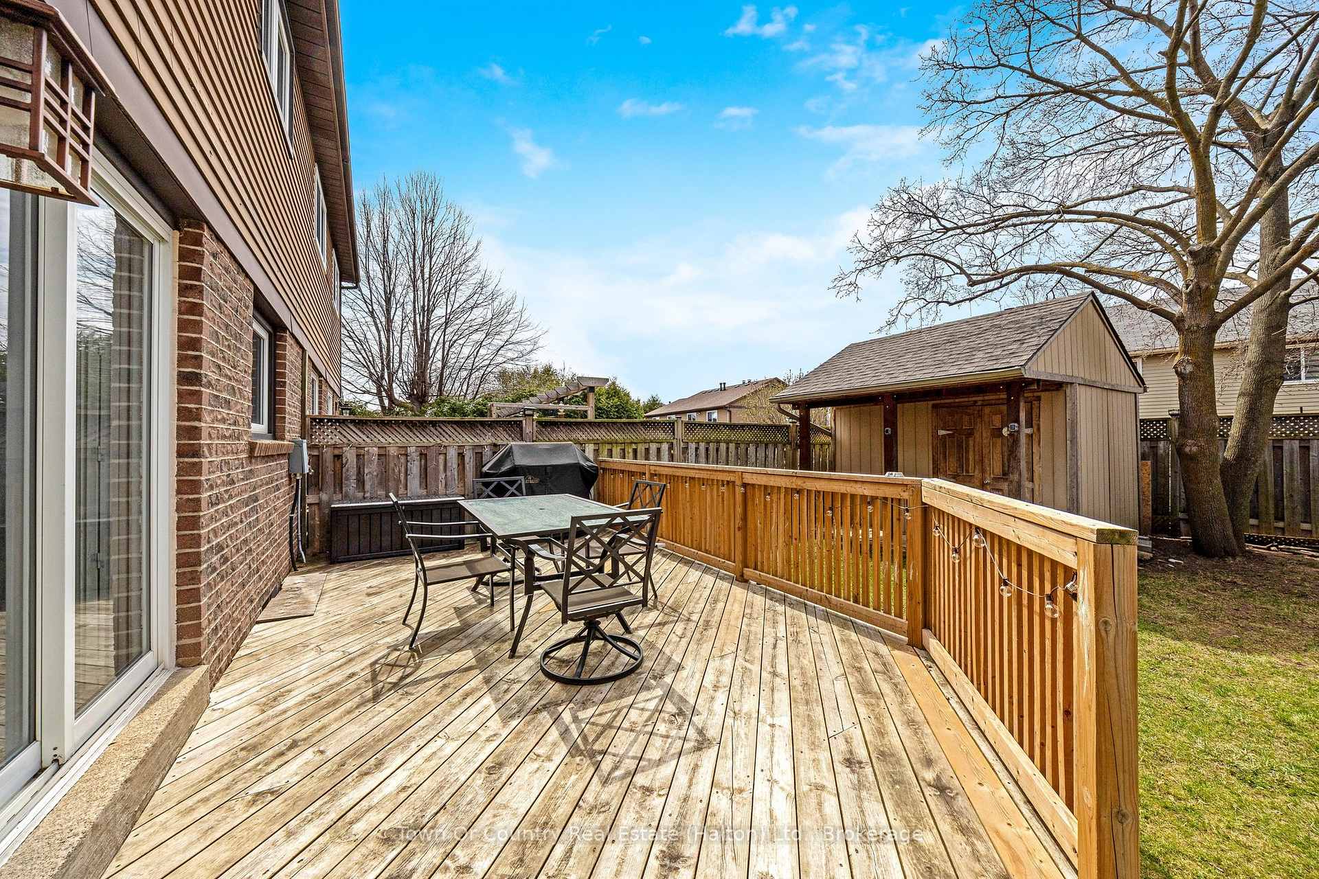 Photo 31 of 631 Laurier Avenue, Milton, Timberlea — HOMEH