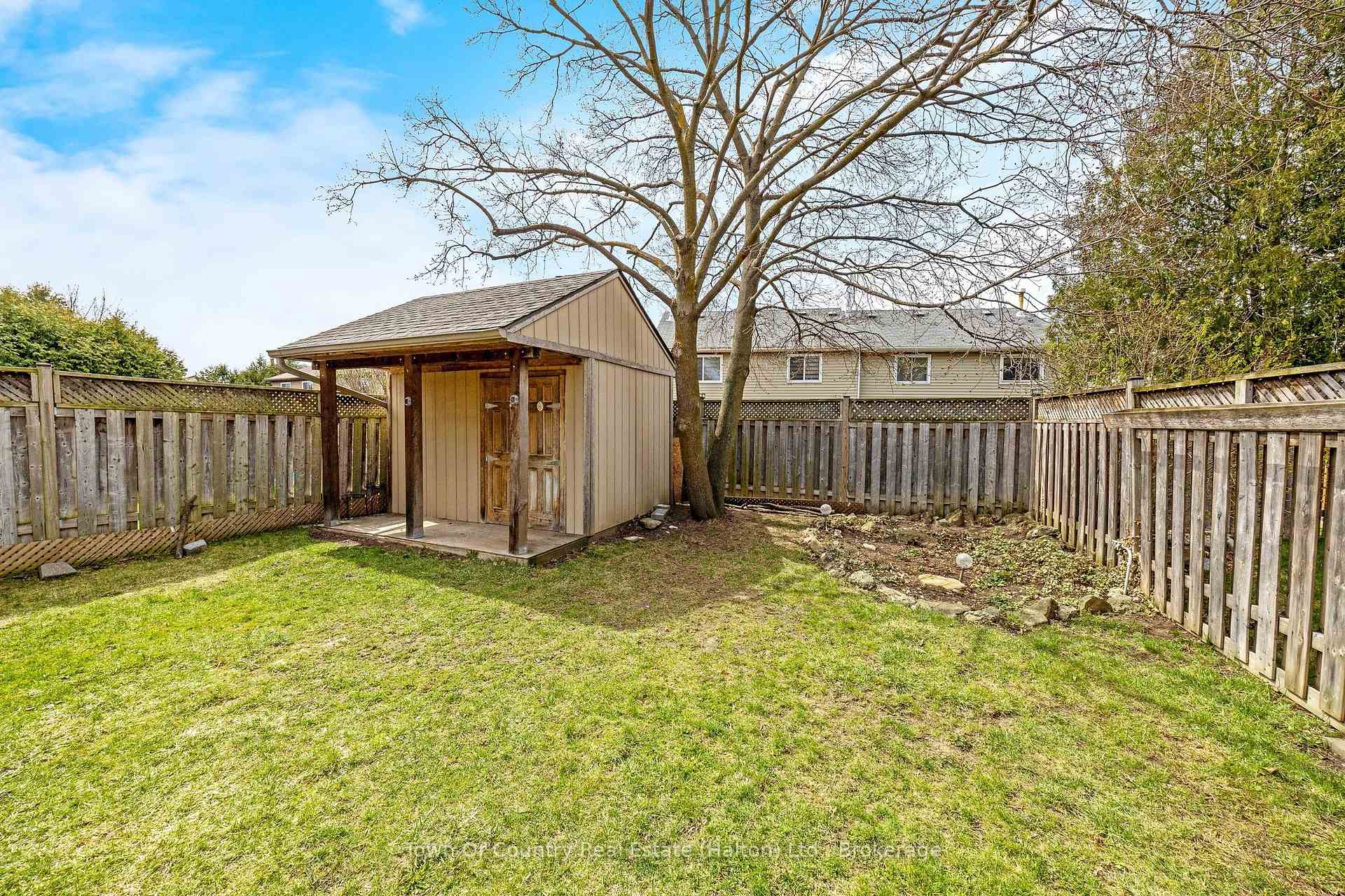 Photo 32 of 631 Laurier Avenue, Milton, Timberlea — HOMEH