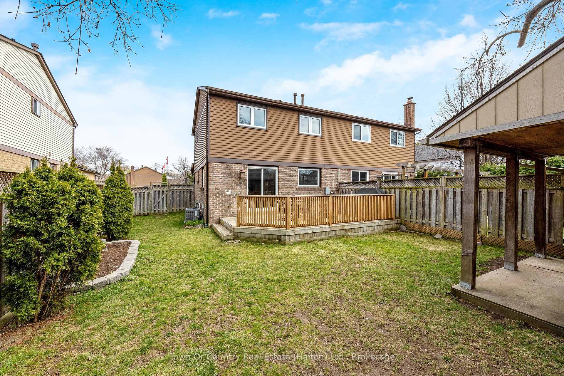Photo 33 of 631 Laurier Avenue, Milton, Timberlea — HOMEH