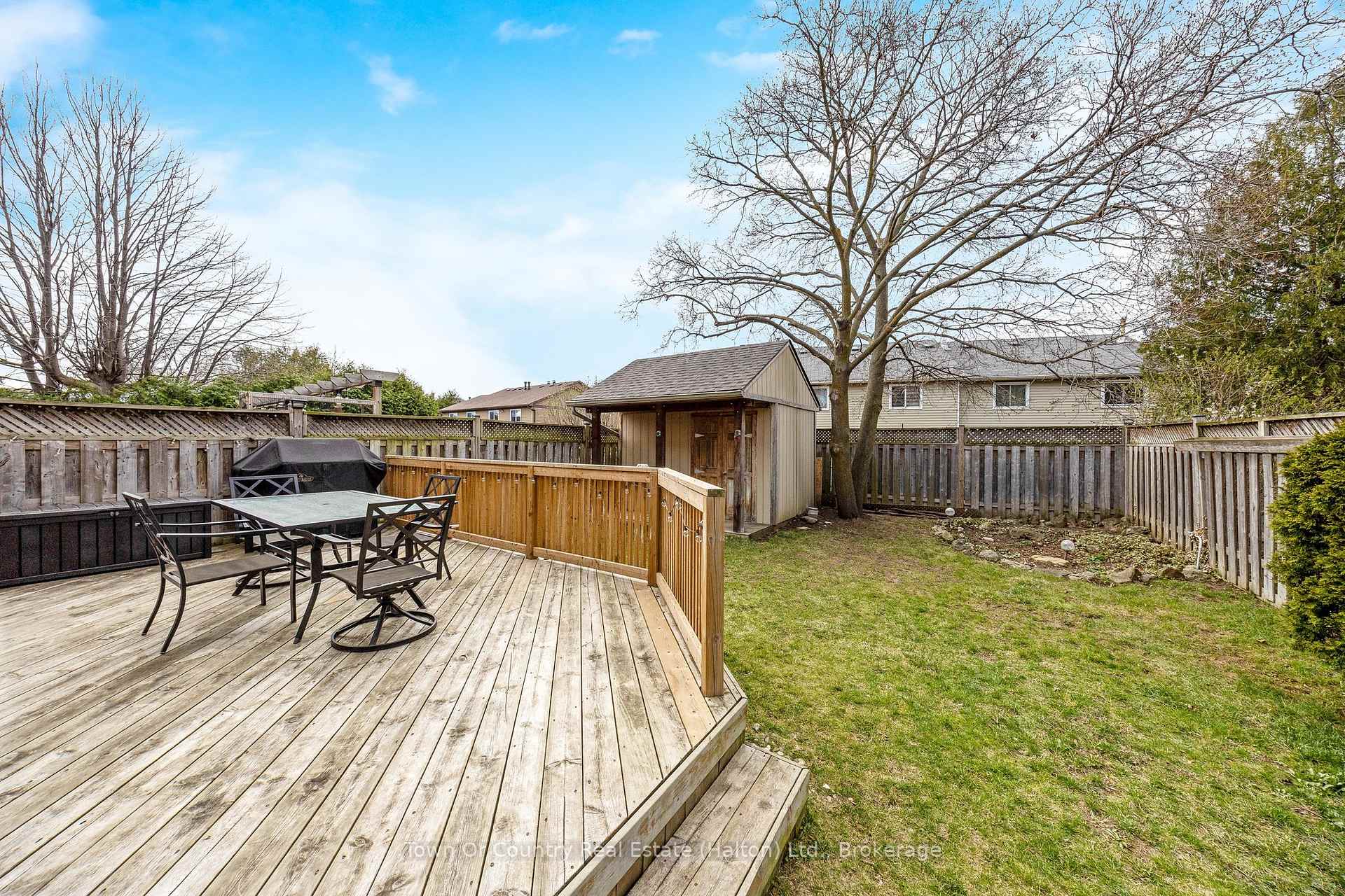 Photo 35 of 631 Laurier Avenue, Milton, Timberlea — HOMEH