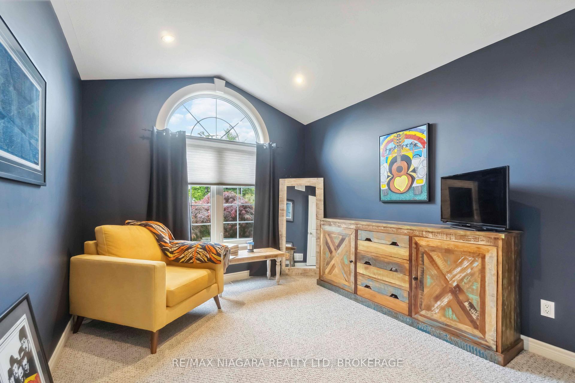 Photo 21 of 4800 Lyon's Parkway, Niagara Falls, Lyons Creek — HOMEH