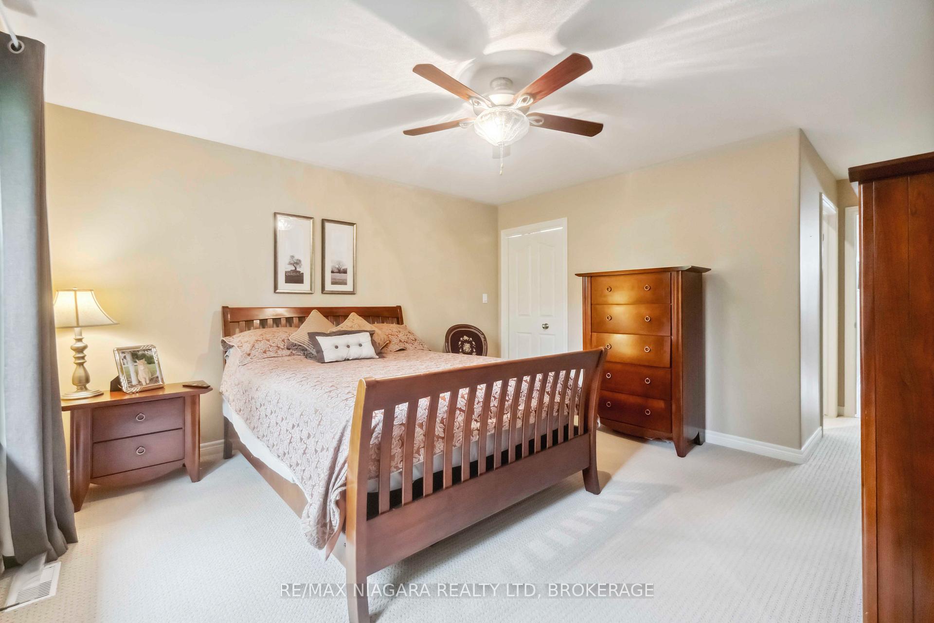 Photo 24 of 4800 Lyon's Parkway, Niagara Falls, Lyons Creek — HOMEH