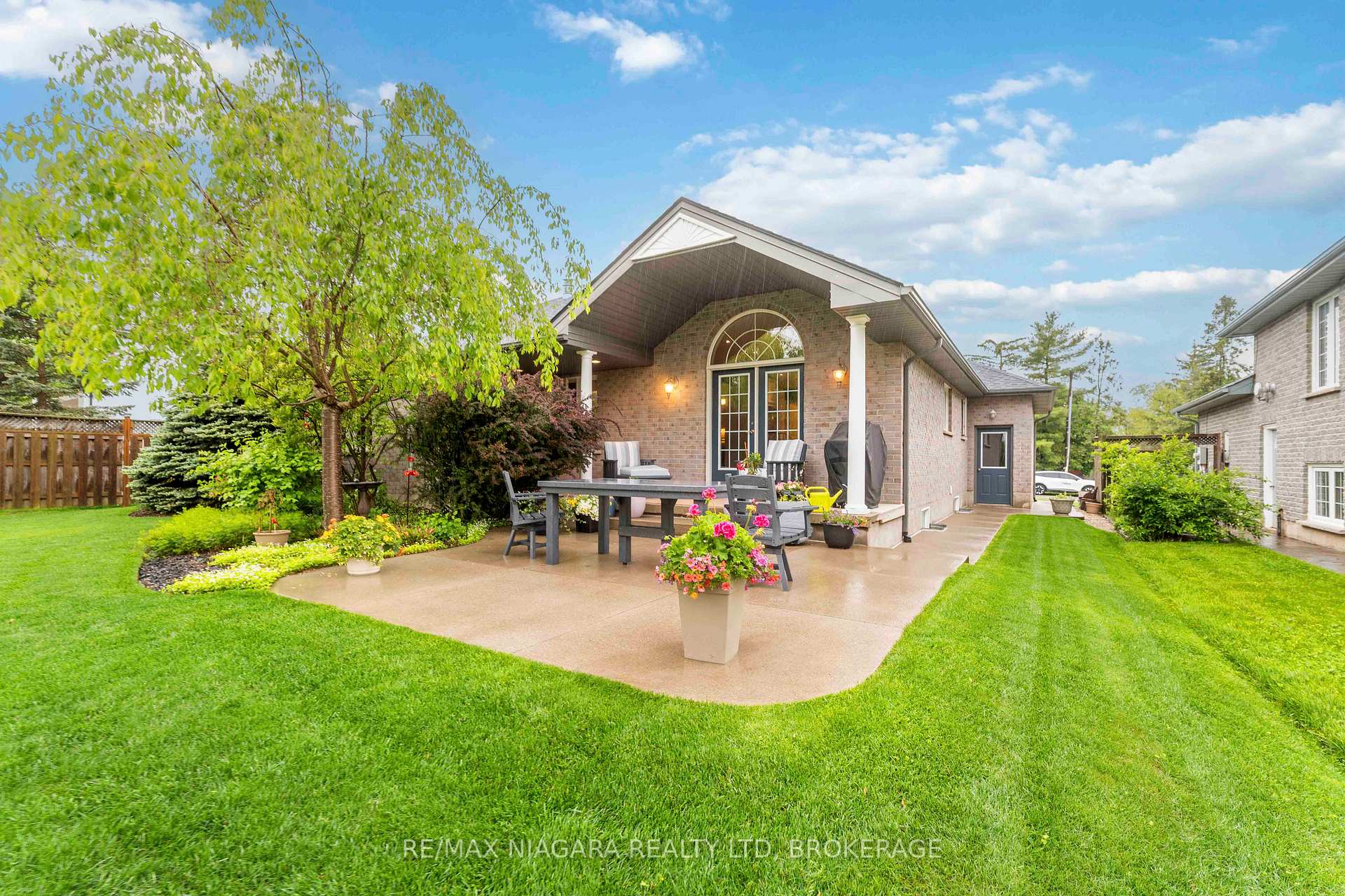 Photo 37 of 4800 Lyon's Parkway, Niagara Falls, Lyons Creek — HOMEH