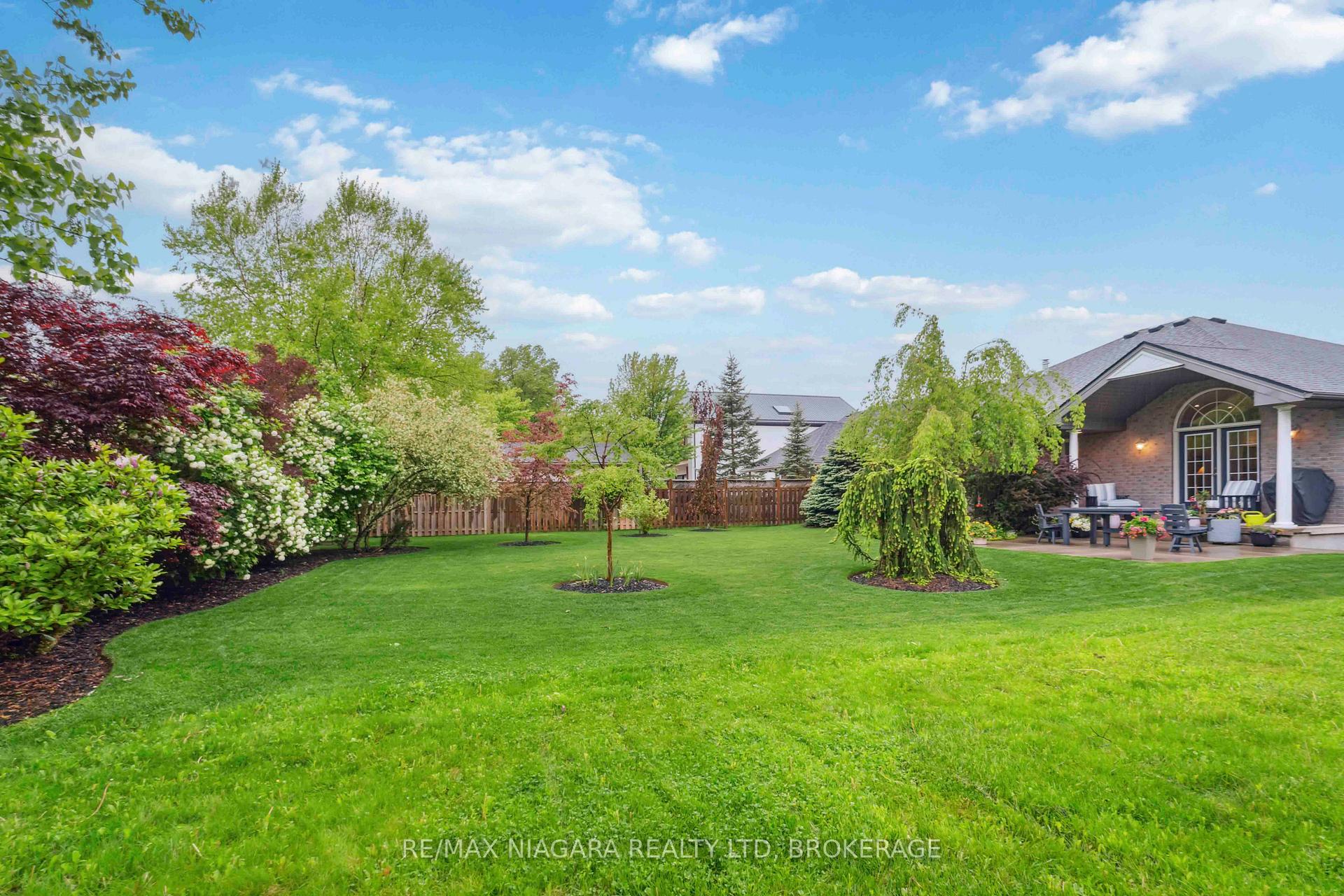 Photo 43 of 4800 Lyon's Parkway, Niagara Falls, Lyons Creek — HOMEH