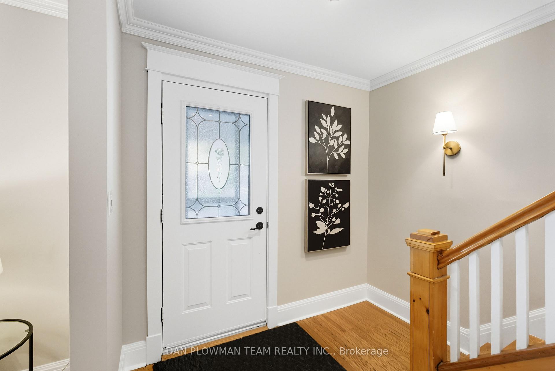 Photo 3 of 156 Roxborough Avenue, Oshawa, O'Neill — HOMEH