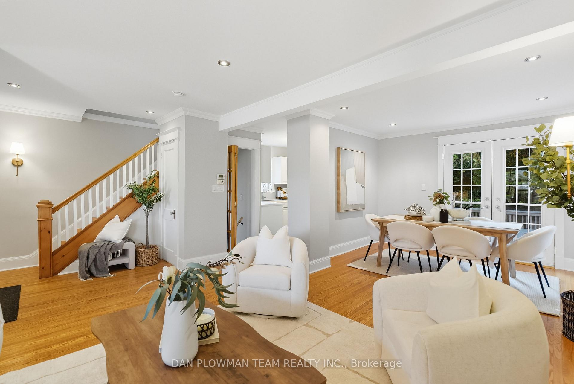 Photo 6 of 156 Roxborough Avenue, Oshawa, O'Neill — HOMEH