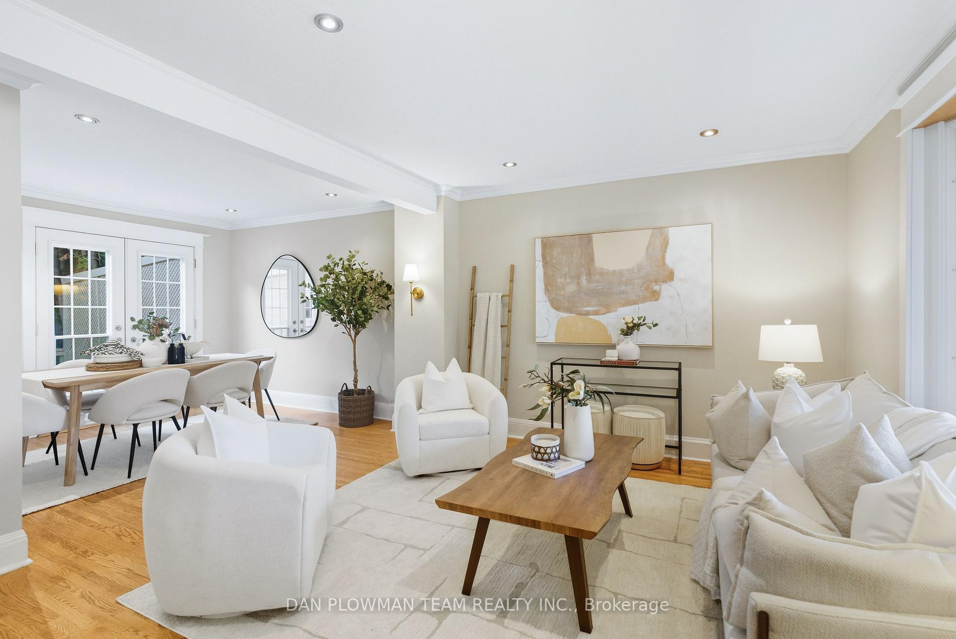 Photo 10 of 156 Roxborough Avenue, Oshawa, O'Neill — HOMEH