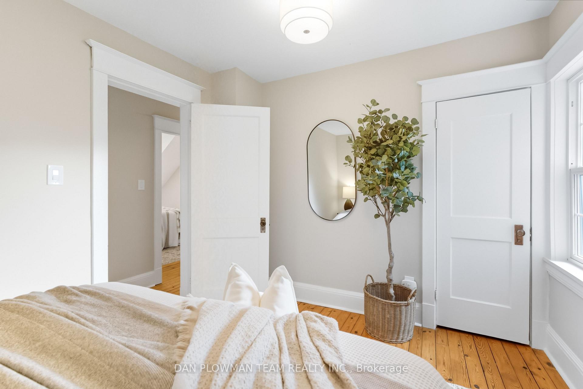 Photo 24 of 156 Roxborough Avenue, Oshawa, O'Neill — HOMEH