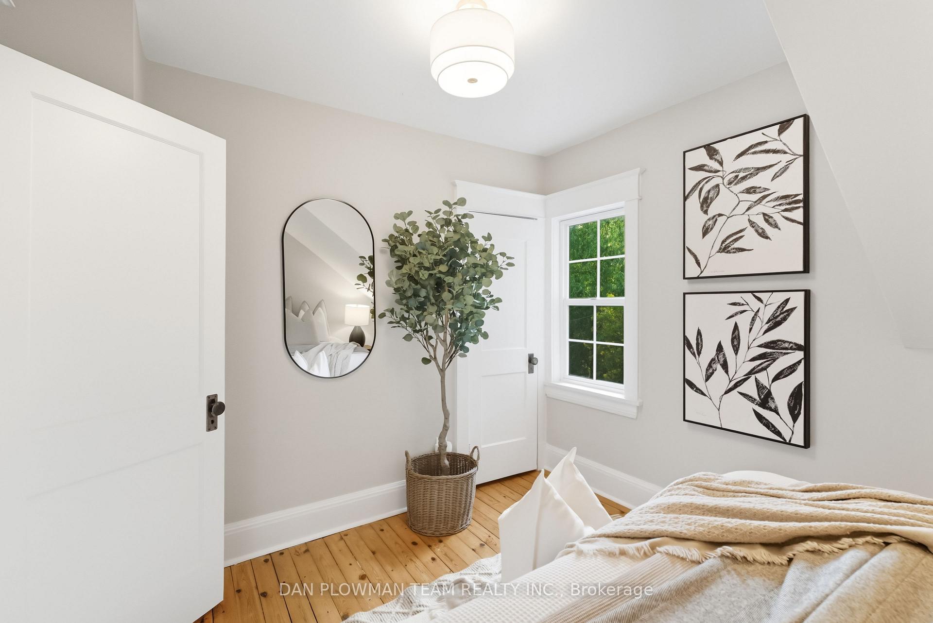 Photo 25 of 156 Roxborough Avenue, Oshawa, O'Neill — HOMEH