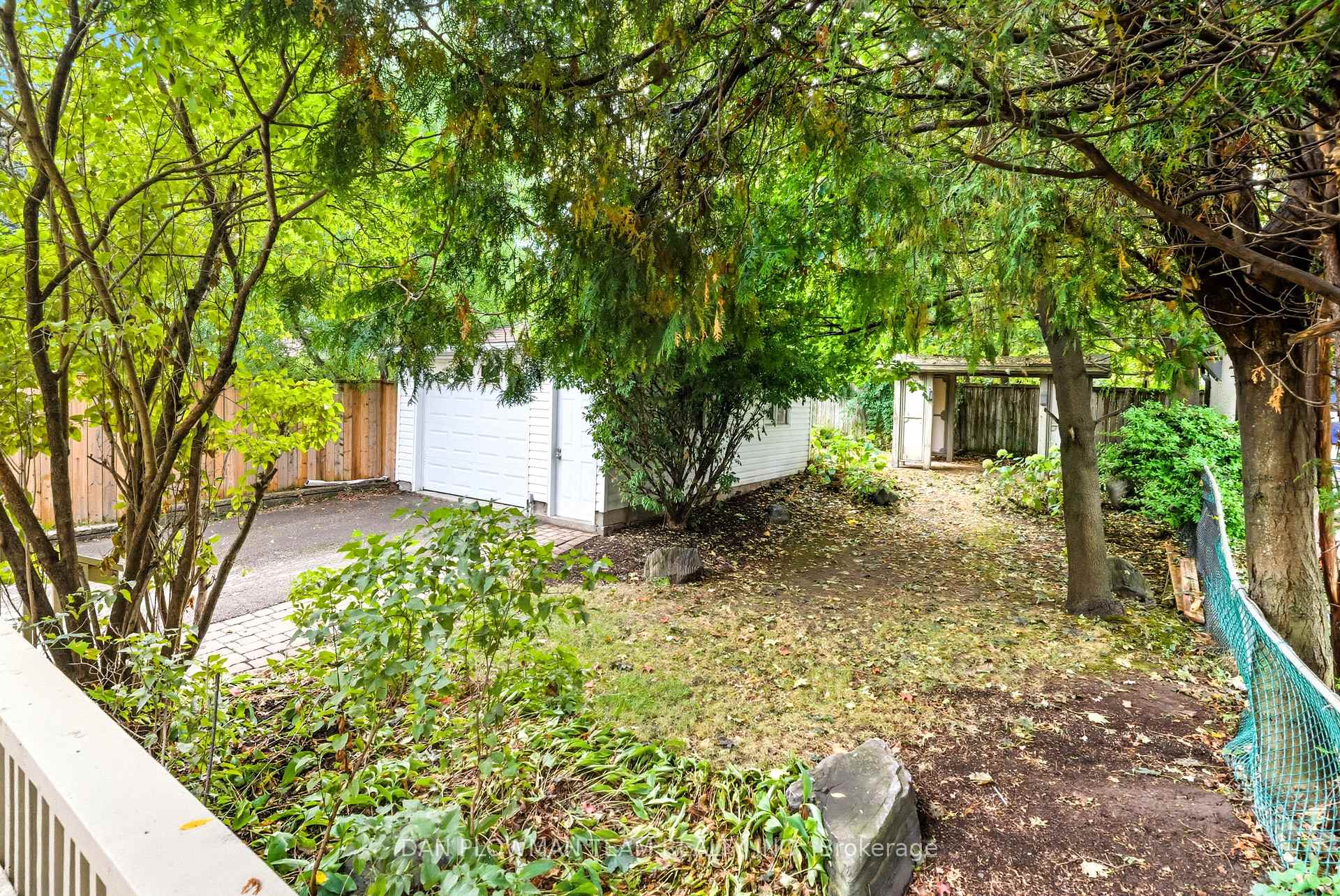 Photo 40 of 156 Roxborough Avenue, Oshawa, O'Neill — HOMEH