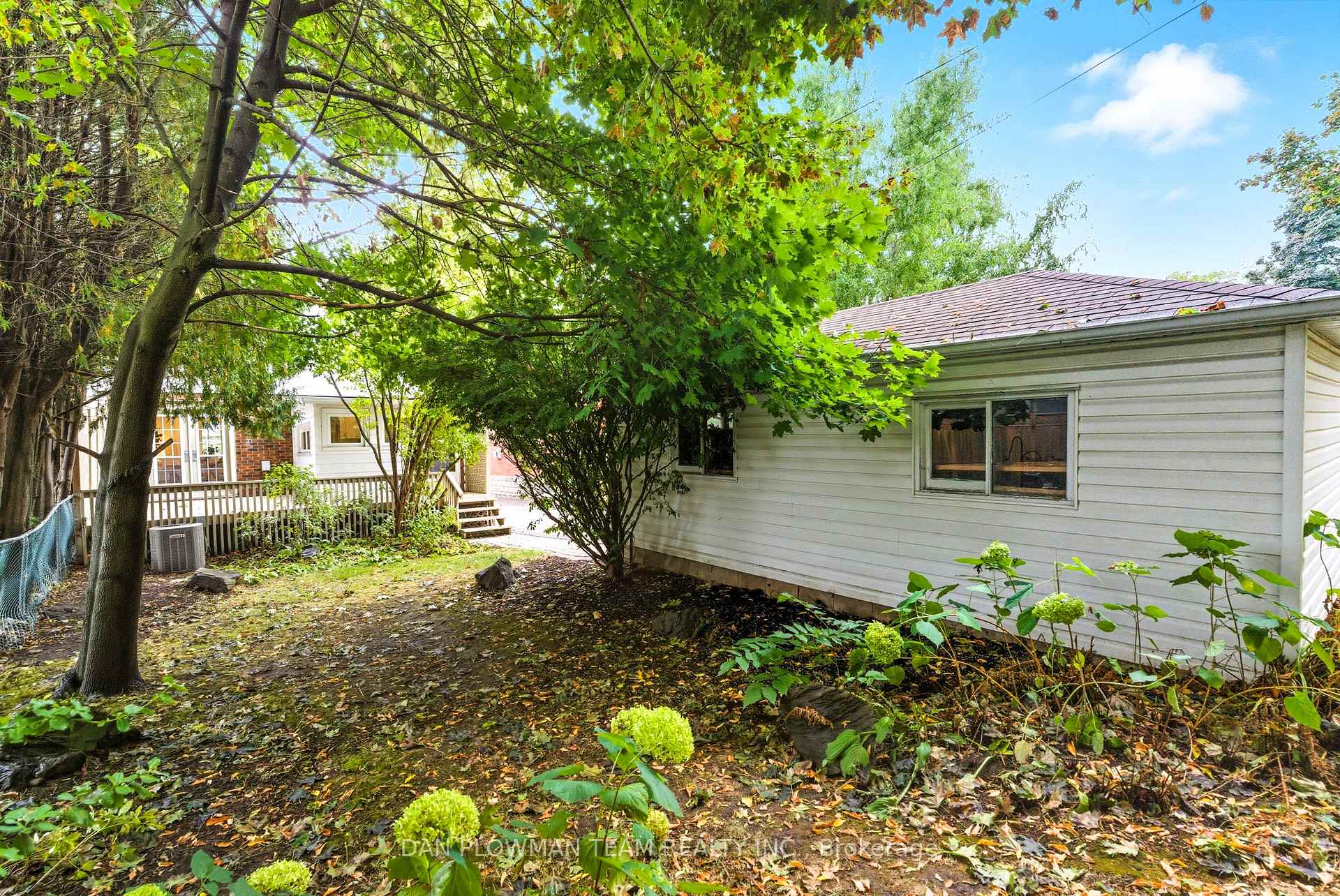 Photo 42 of 156 Roxborough Avenue, Oshawa, O'Neill — HOMEH