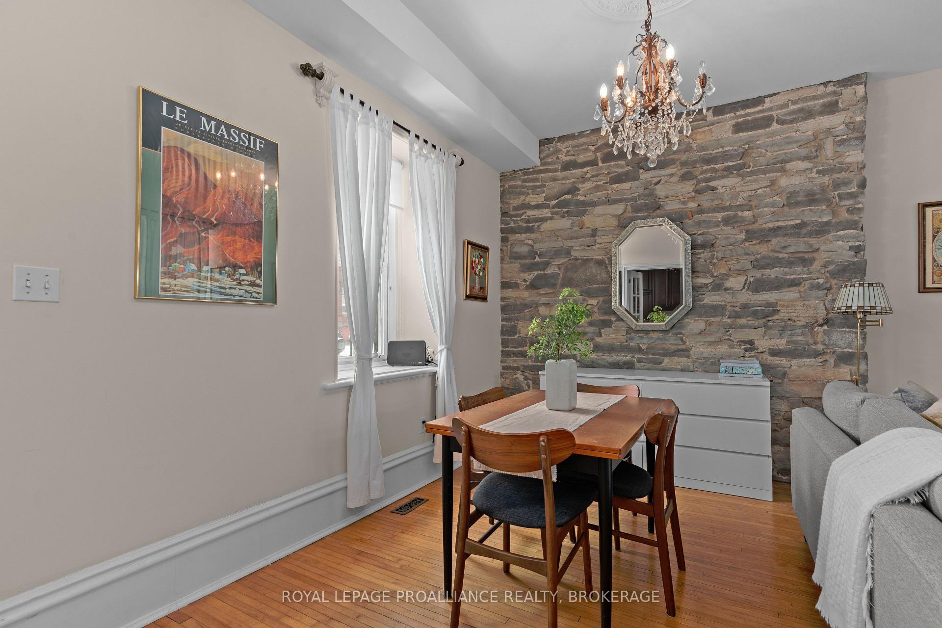 Photo 12 of 21 Earl Street, Kingston, Central City East — HOMEH