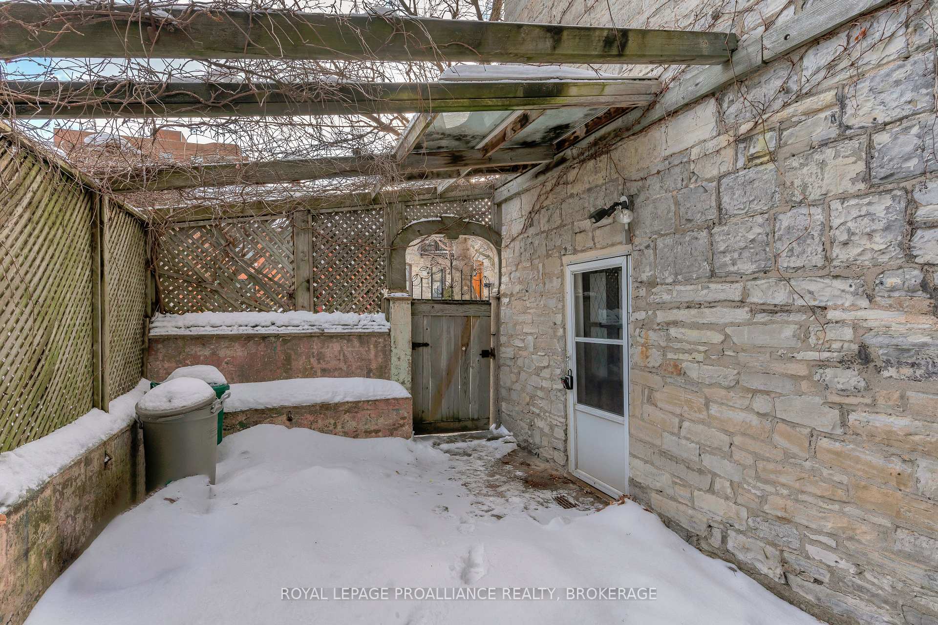 Photo 42 of 21 Earl Street, Kingston, Central City East — HOMEH