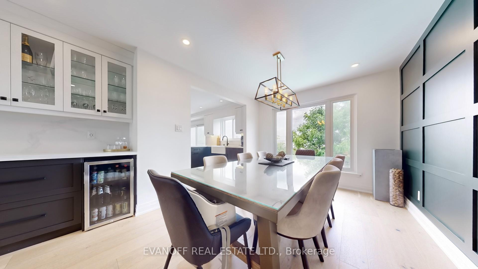 Photo 10 of 558 Edge Lane, Pickering, West Shore — HOMEH