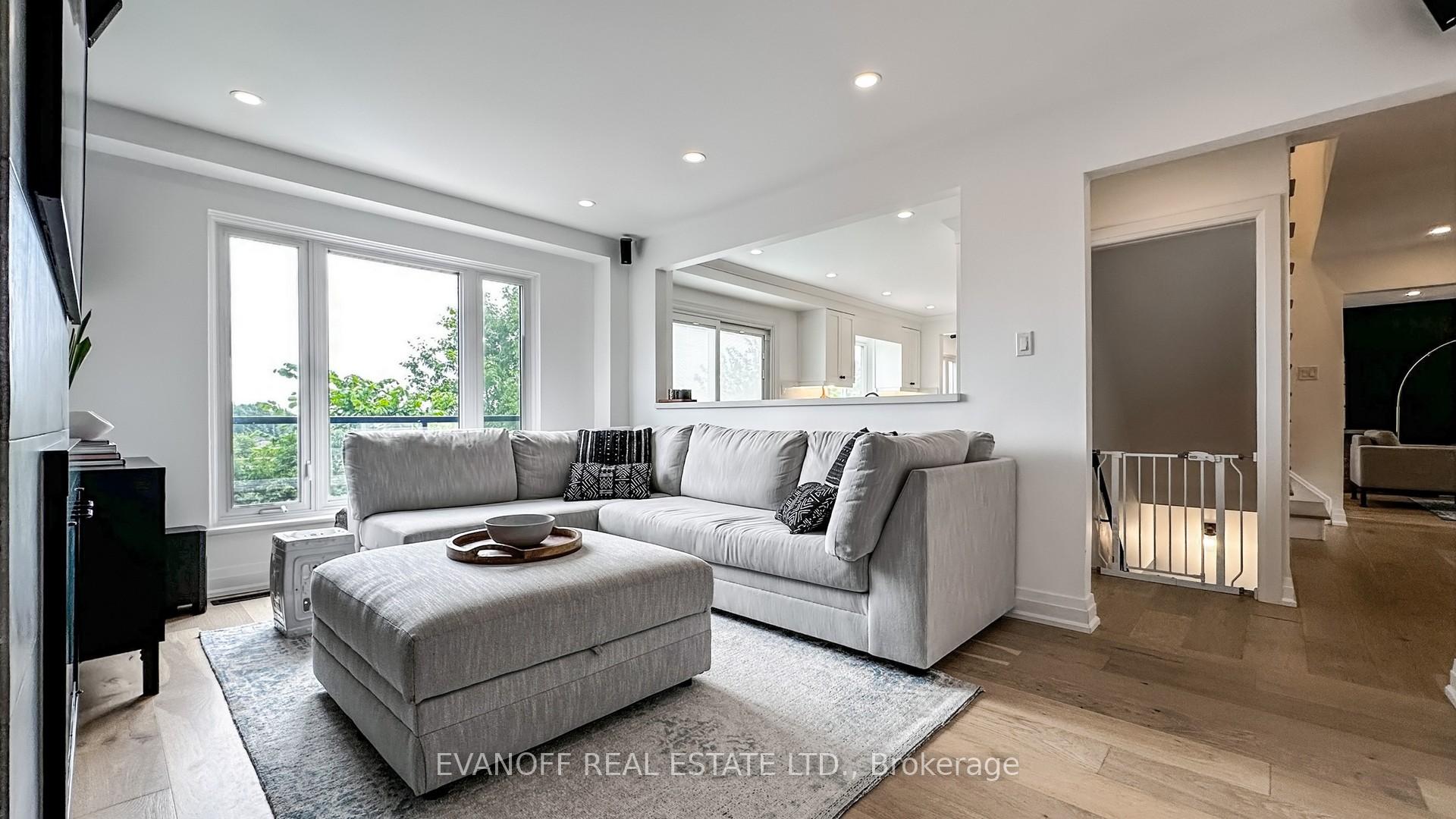 Photo 17 of 558 Edge Lane, Pickering, West Shore — HOMEH