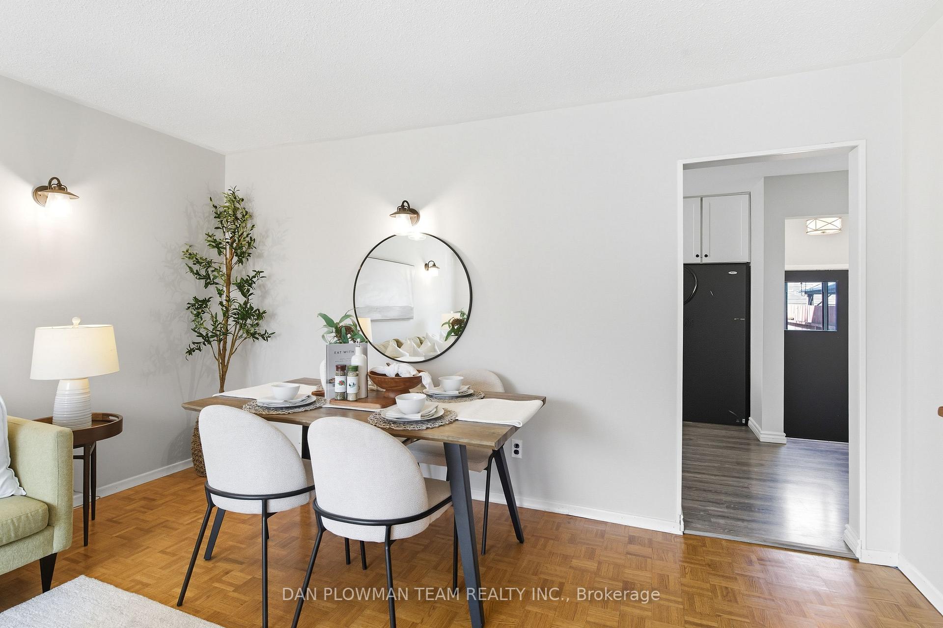 Photo 6 of 387 Surrey Drive, Oshawa, Eastdale — HOMEH