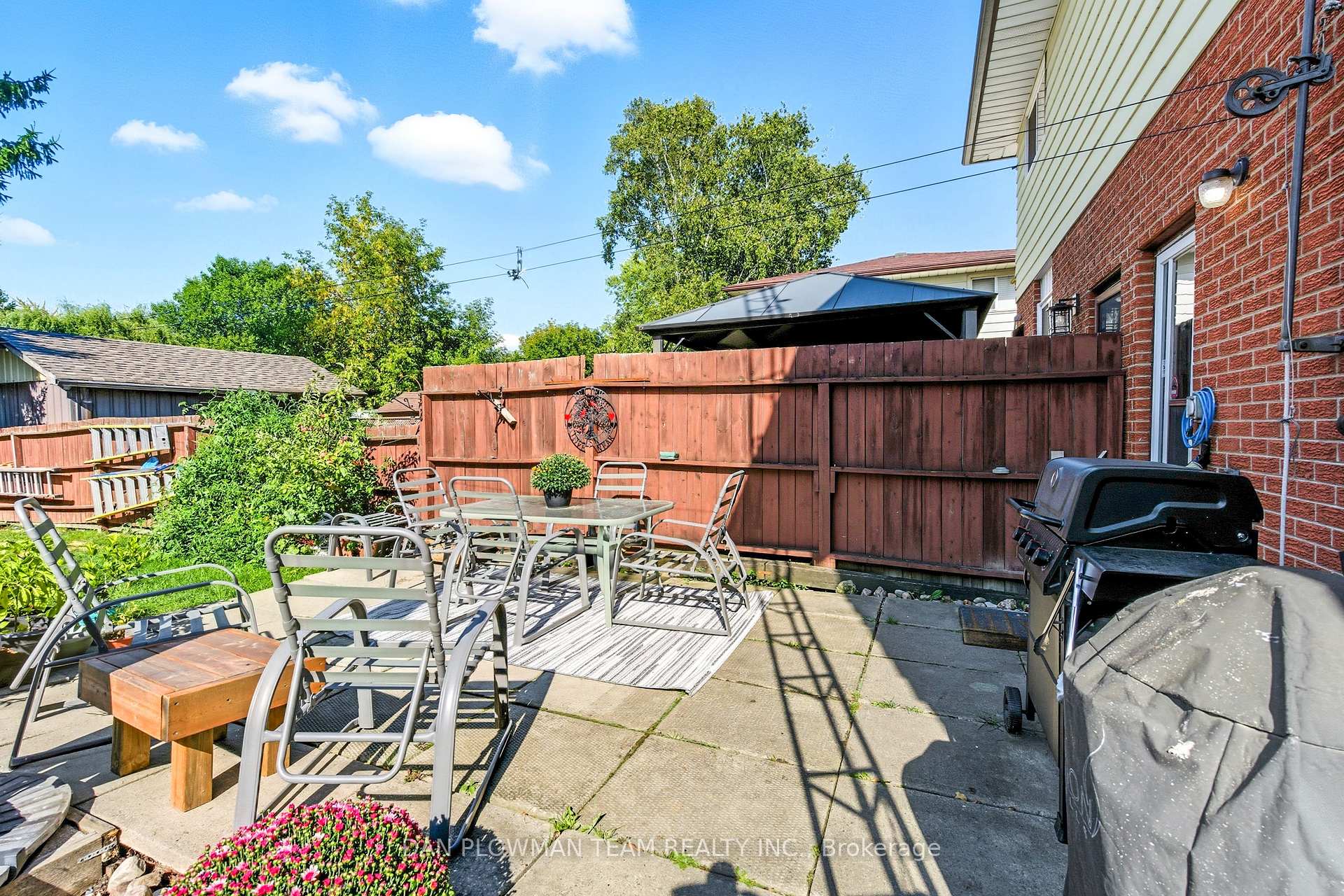 Photo 30 of 387 Surrey Drive, Oshawa, Eastdale — HOMEH