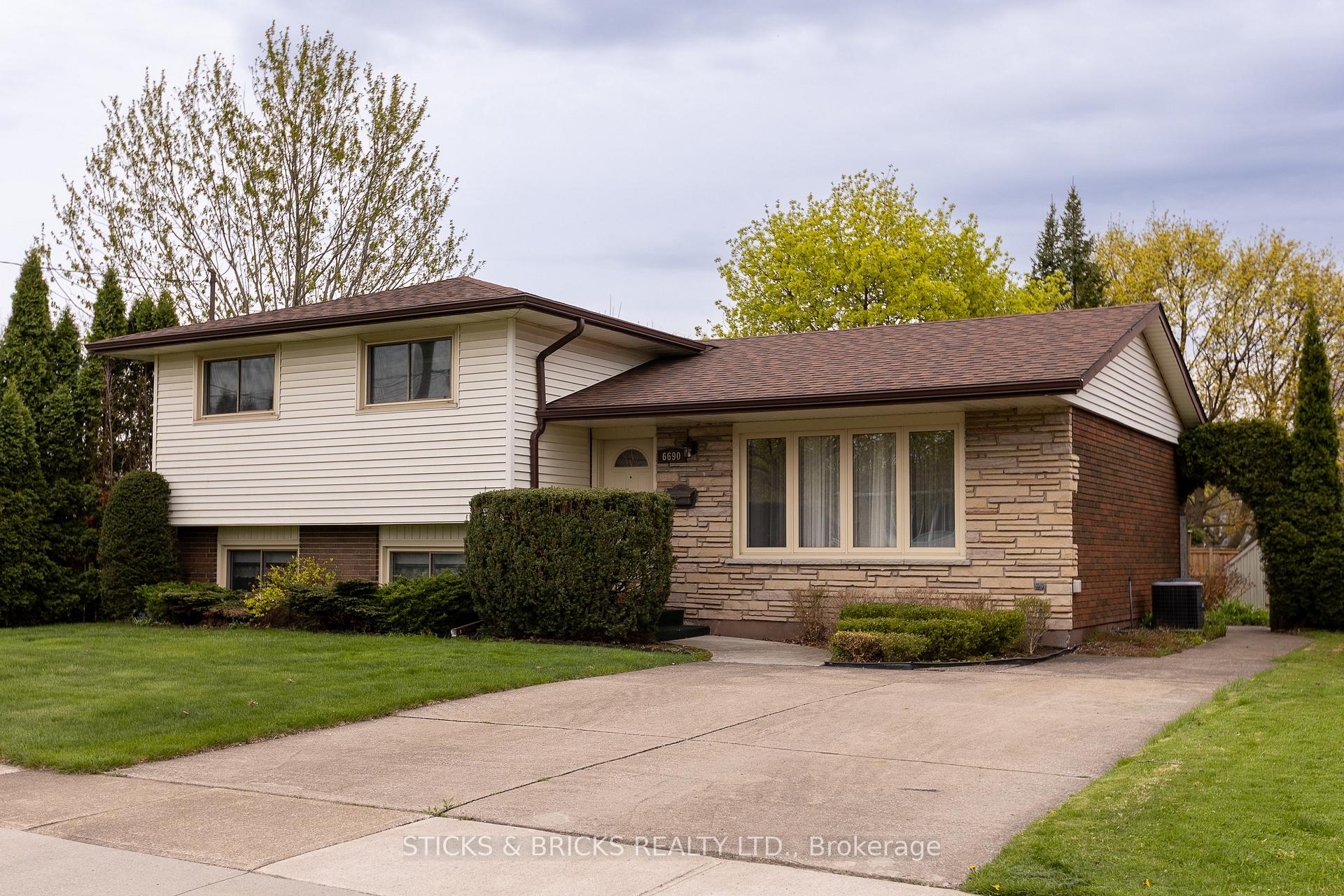 Front of 6690 Margaret Street