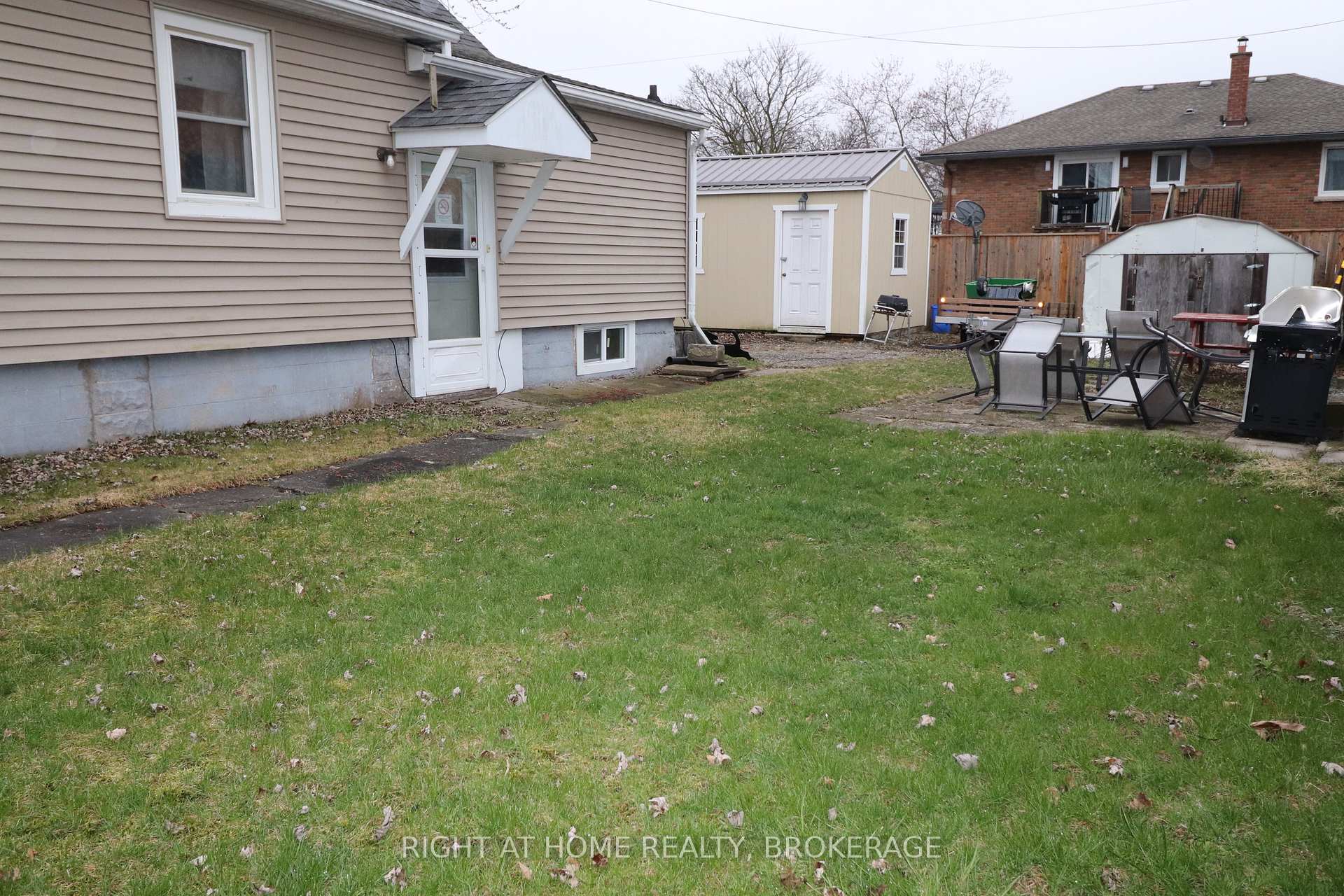 Photo 6 of 91 Knoll Street, Port Colborne, Main Street — HOMEH