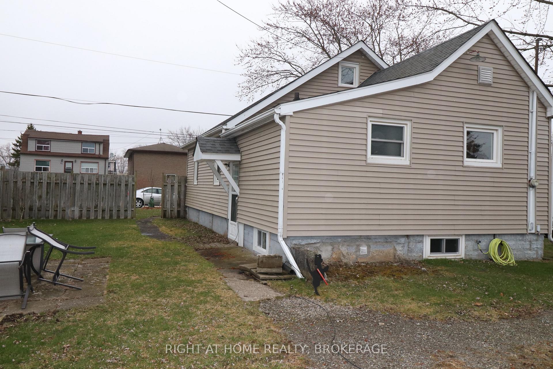 Photo 10 of 91 Knoll Street, Port Colborne, Main Street — HOMEH