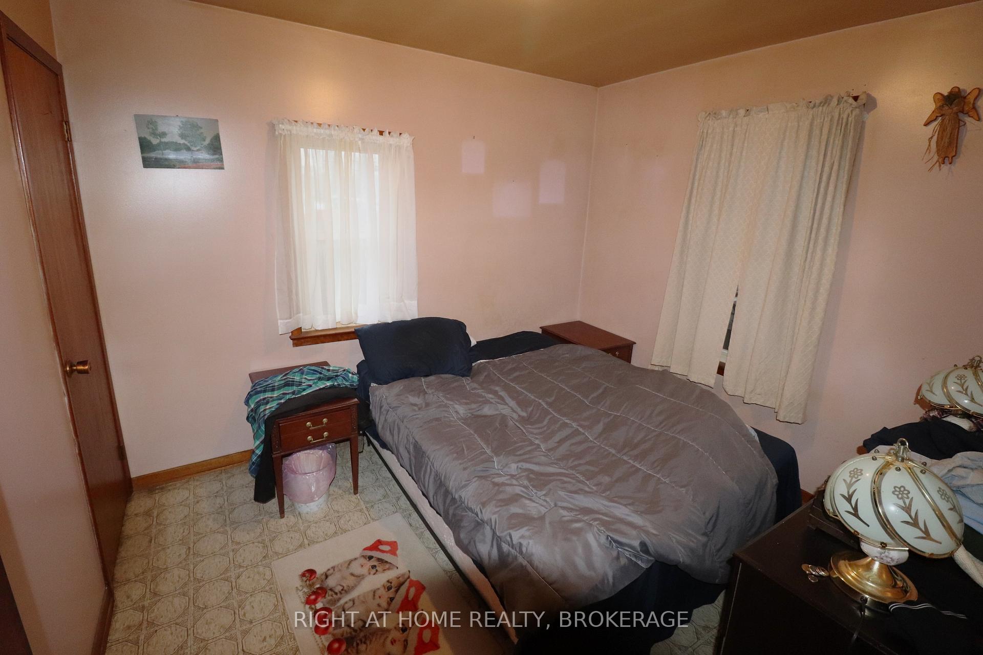 Photo 18 of 91 Knoll Street, Port Colborne, Main Street — HOMEH