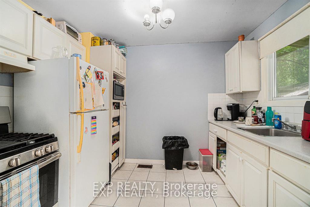 Photo 9 of 983 MacKenzie Road, Prescott — HOMEH