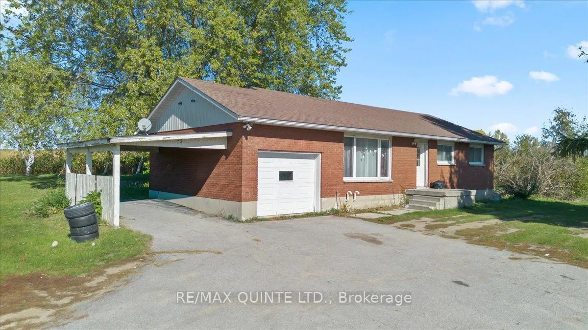 Photo 2 of 18 Conley Road, Prince Edward County, Hallowell Ward — HOMEH