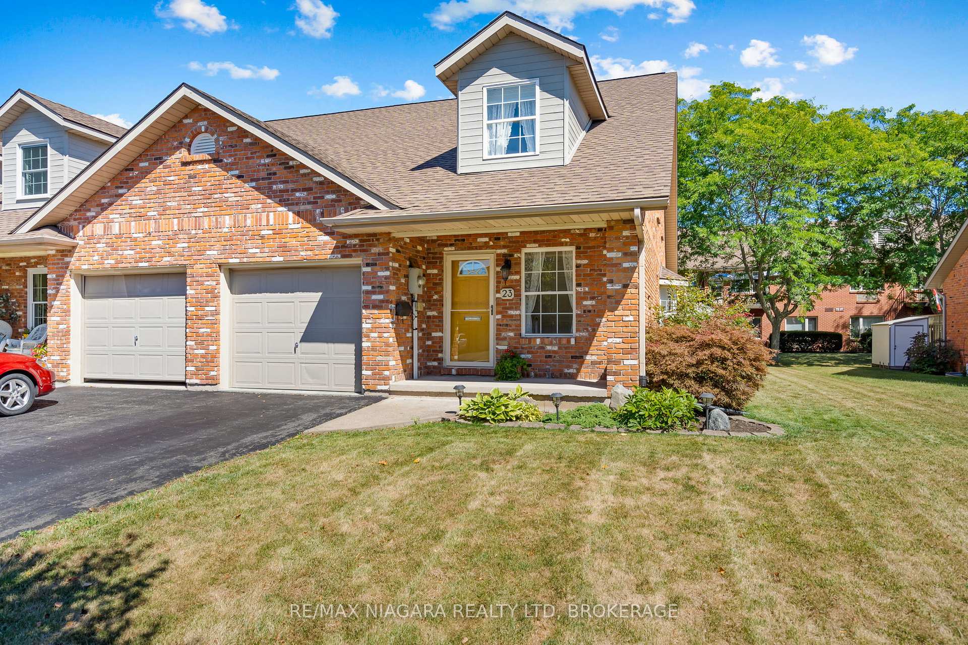 Photo 1 of 23 Portal Drive, Port Colborne, Sugarloaf — HOMEH