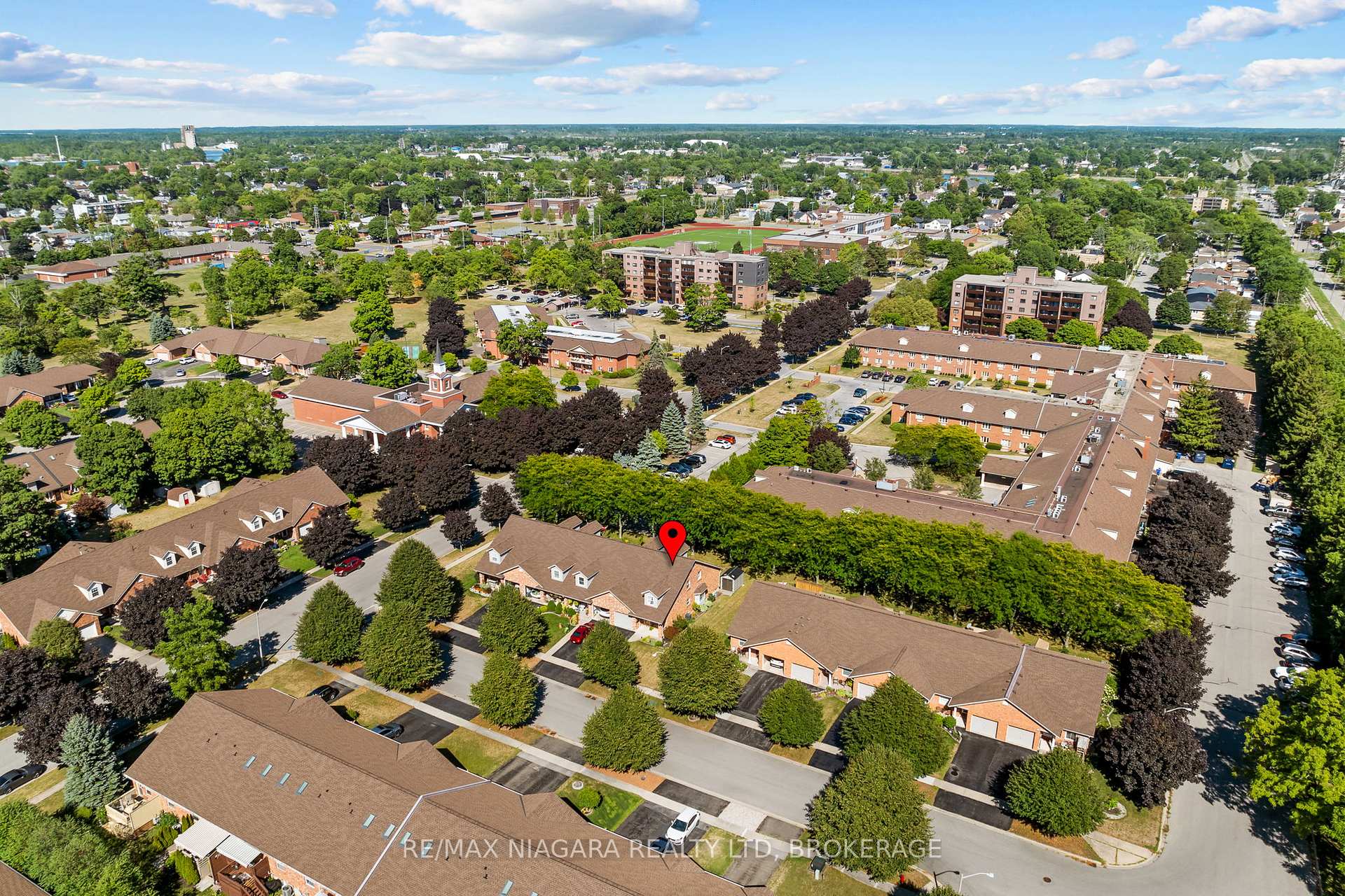 Photo 36 of 23 Portal Drive, Port Colborne, Sugarloaf — HOMEH