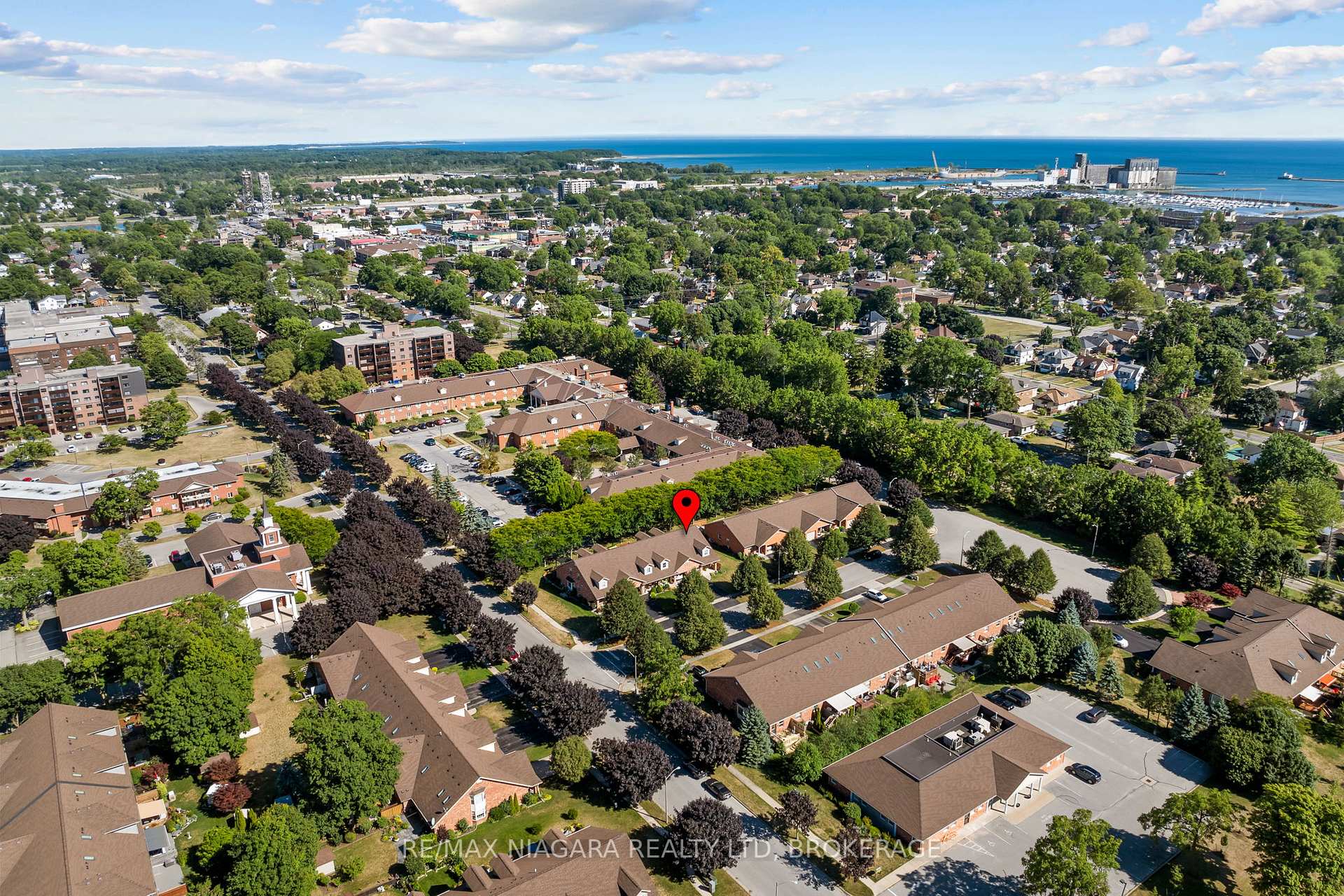 Photo 38 of 23 Portal Drive, Port Colborne, Sugarloaf — HOMEH