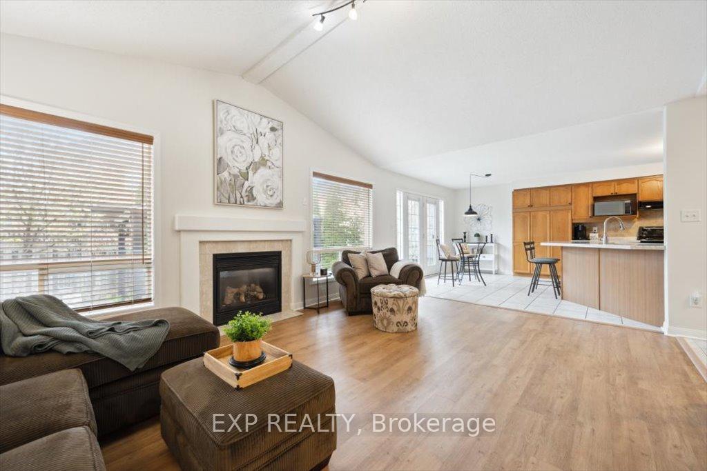 Photo 9 of 1547 Dinsmore Drive, Milton, Beaty — HOMEH