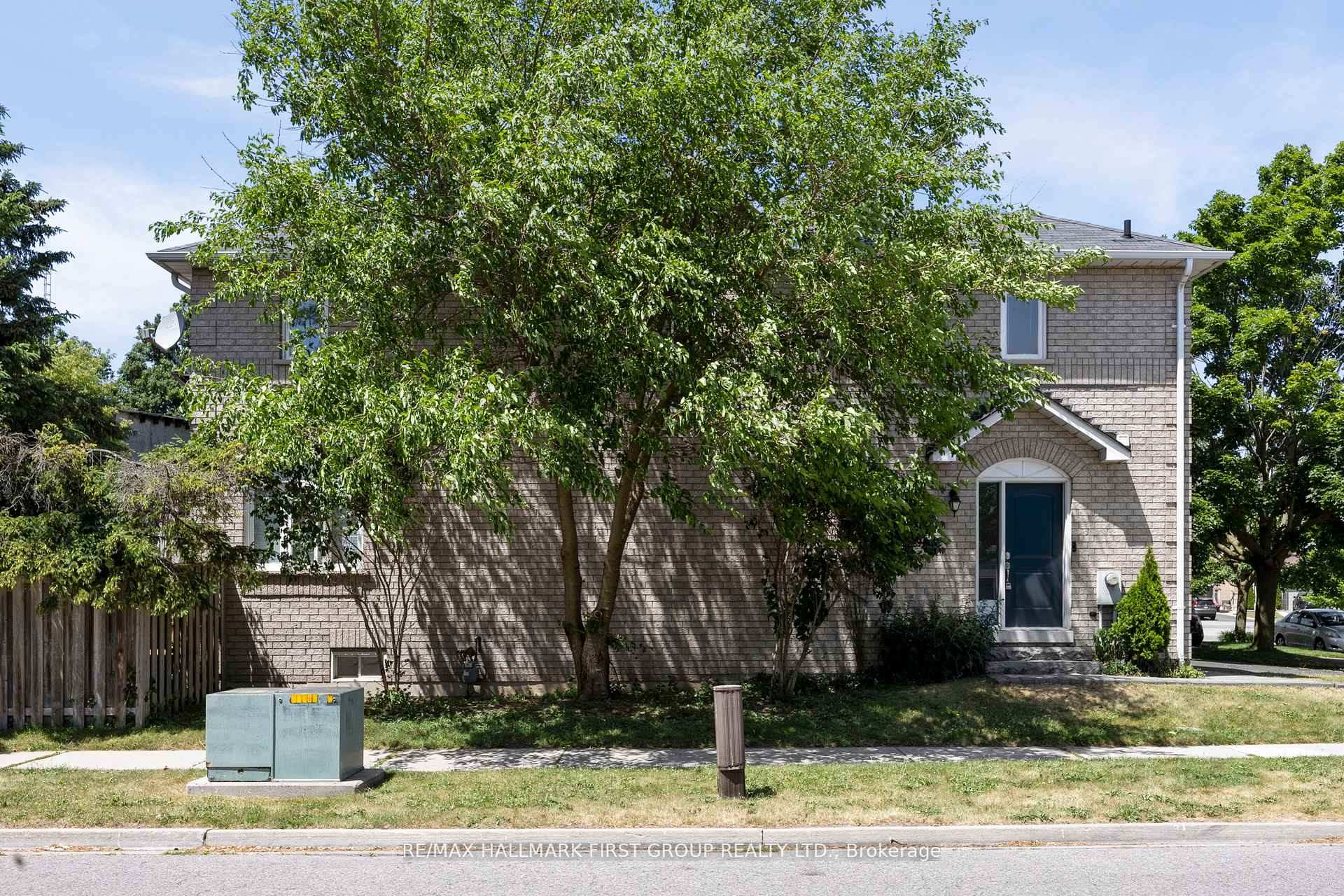 Photo 2 of 1816 Nordane Drive, Pickering, Highbush — HOMEH