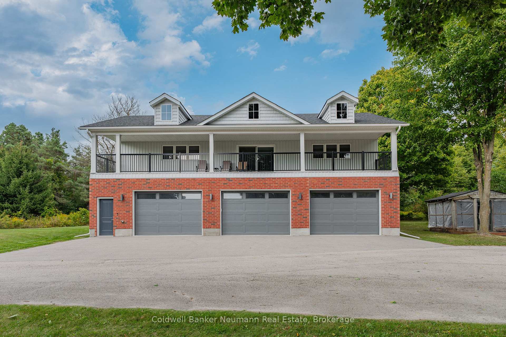 Photo 1 of 211 Carter Road, Puslinch, Rural Puslinch East — HOMEH