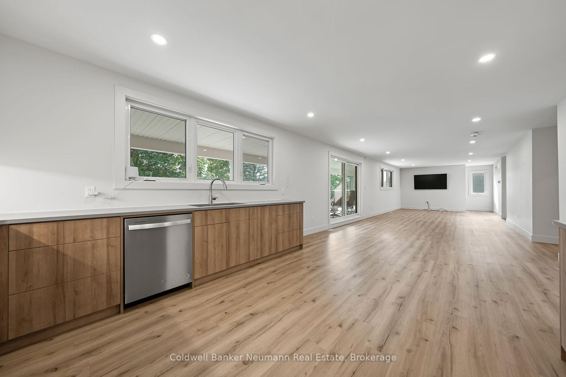 Photo 10 of 211 Carter Road, Puslinch, Rural Puslinch East — HOMEH