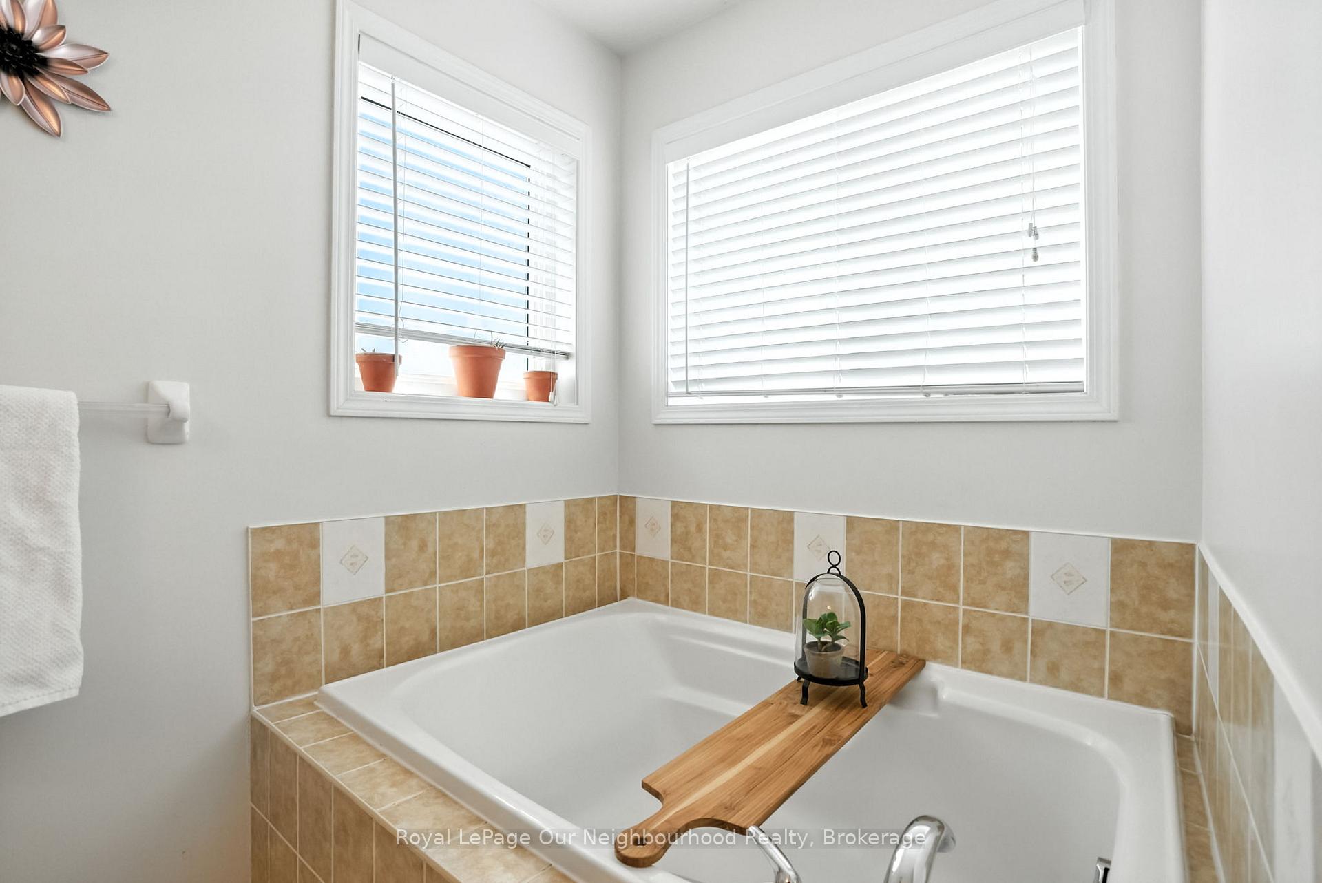 Photo 31 of 1674 Sherbrook Drive, Oshawa, Samac — HOMEH