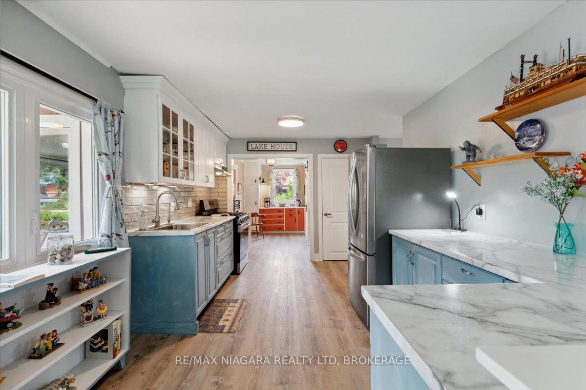 Photo 11 of 56 Oakridge Crescent, Port Colborne, Sugarloaf — HOMEH