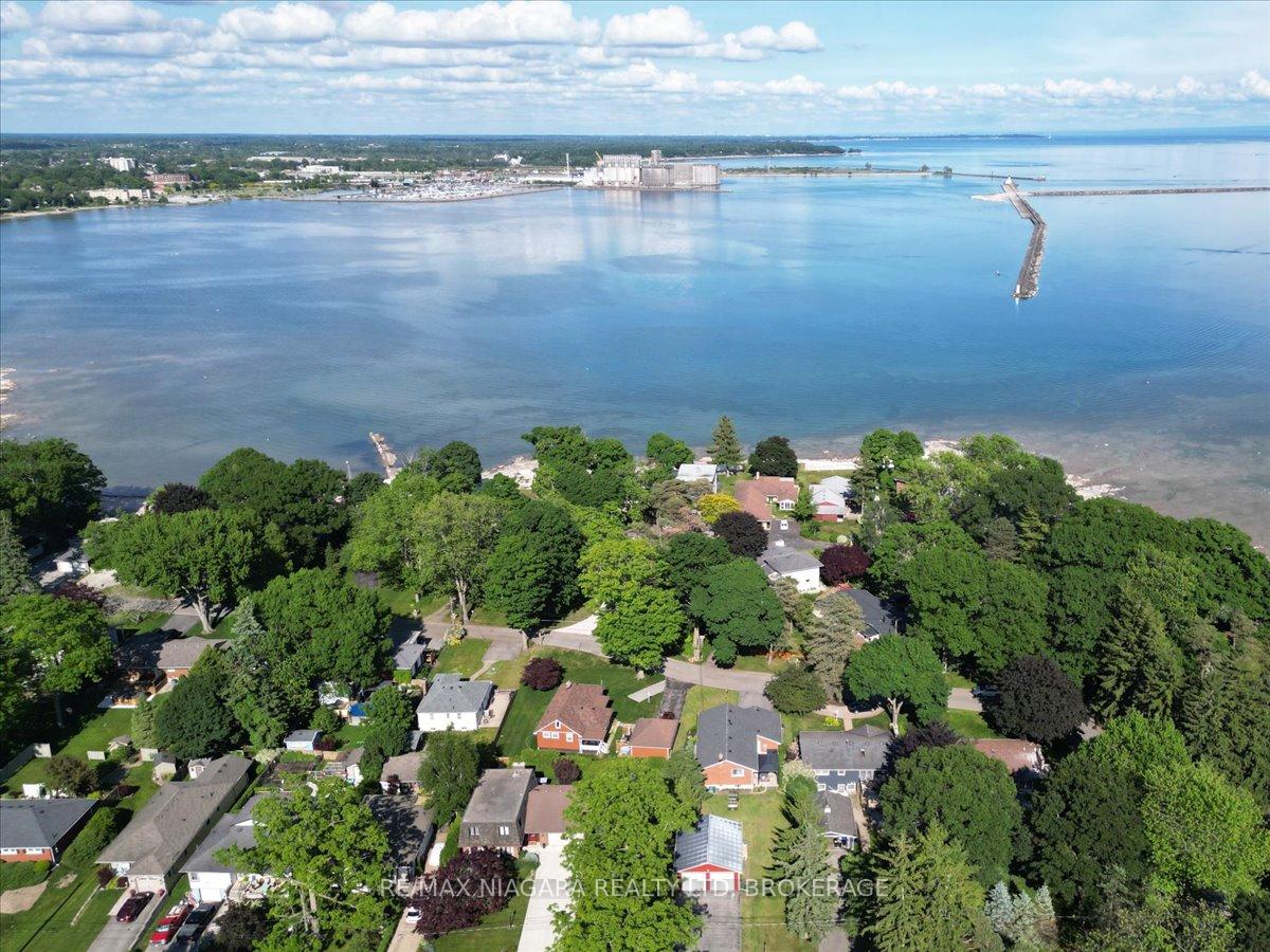 Photo 31 of 56 Oakridge Crescent, Port Colborne, Sugarloaf — HOMEH