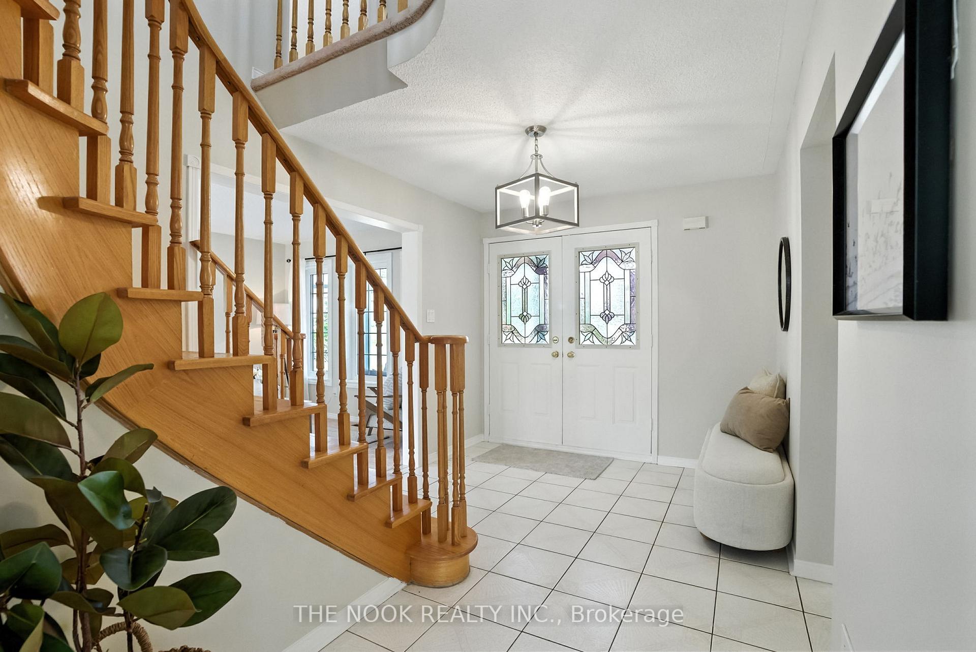 Photo 4 of 1544 Napanee Road, Pickering, Amberlea — HOMEH